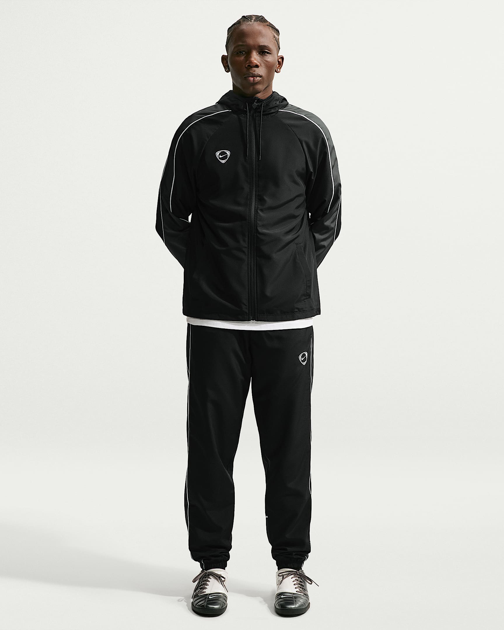 Nike Academy+ Repel 男子拒水足球梭织长裤 - 黑/煤黑/白色/白色