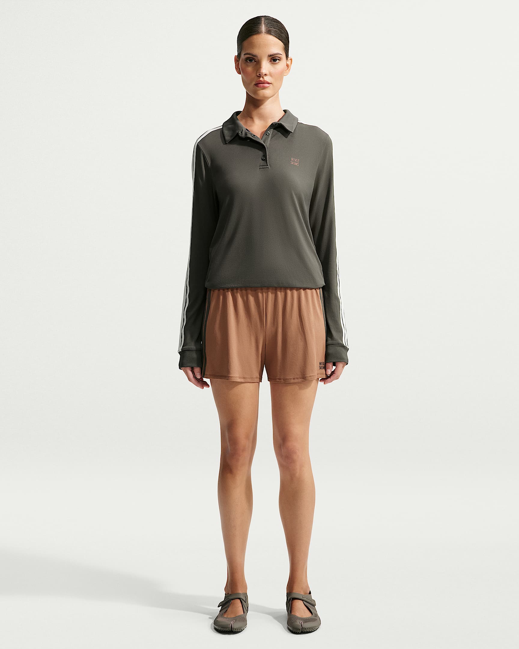 NikeSKIMS Stretch Knit 2.0 女子速干短裤 - NSKM Carob Brown/NSKM Boulder