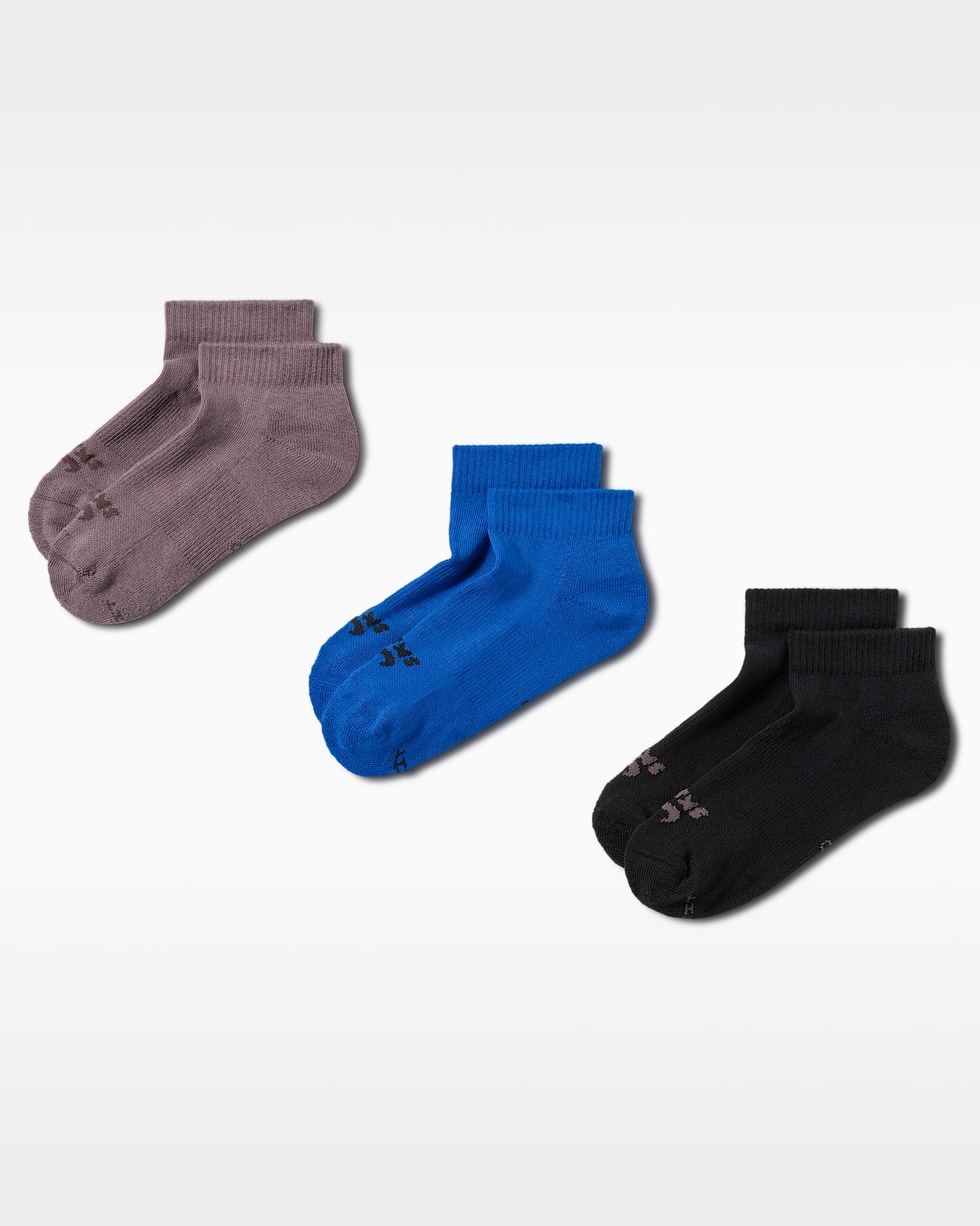 NikeSKIMS Dri-FIT 女子速干运动短袜（3 双） - 多色