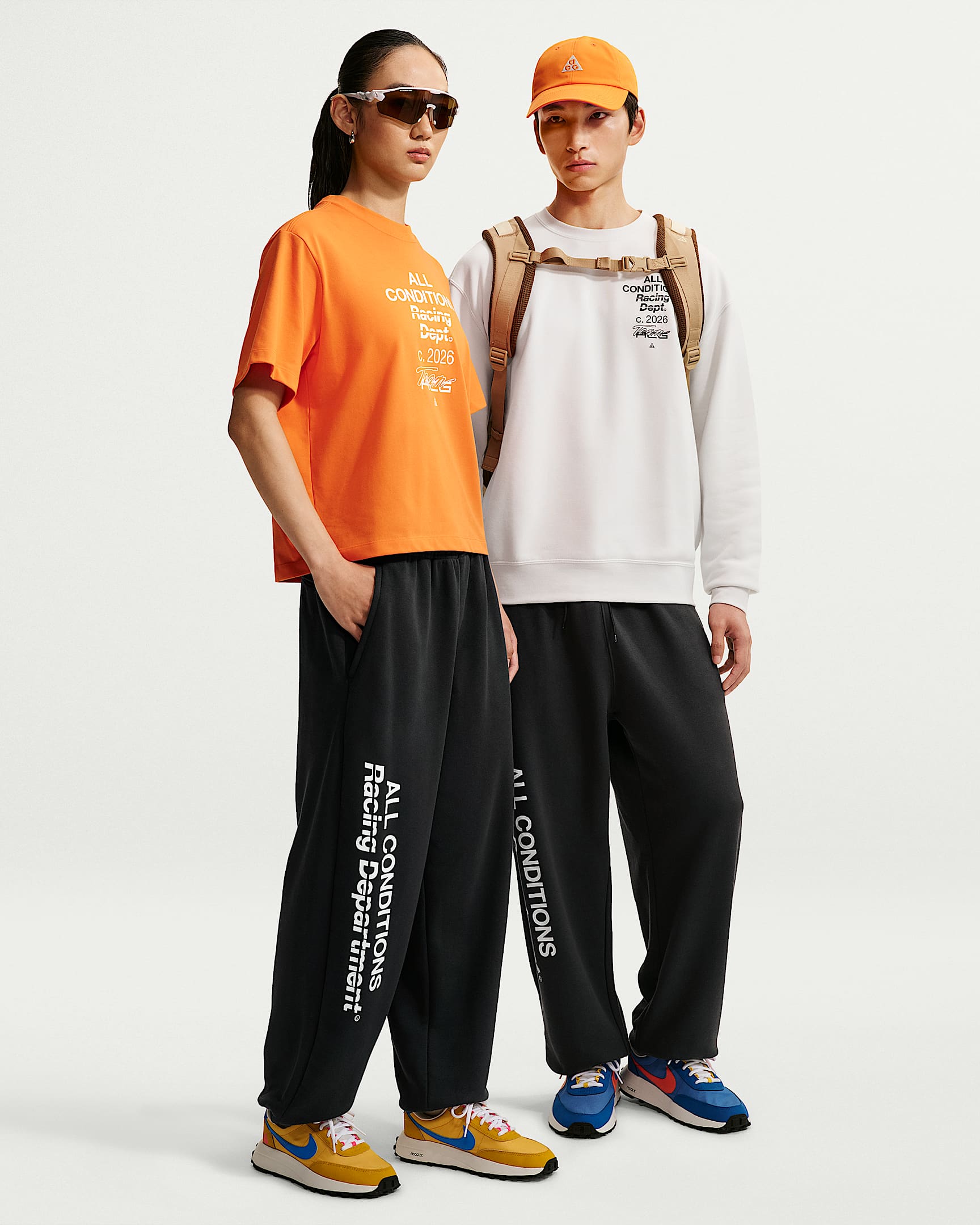 ACG Tuff Fleece Dri-FIT 男子速干长裤 - 暗烟灰/白色