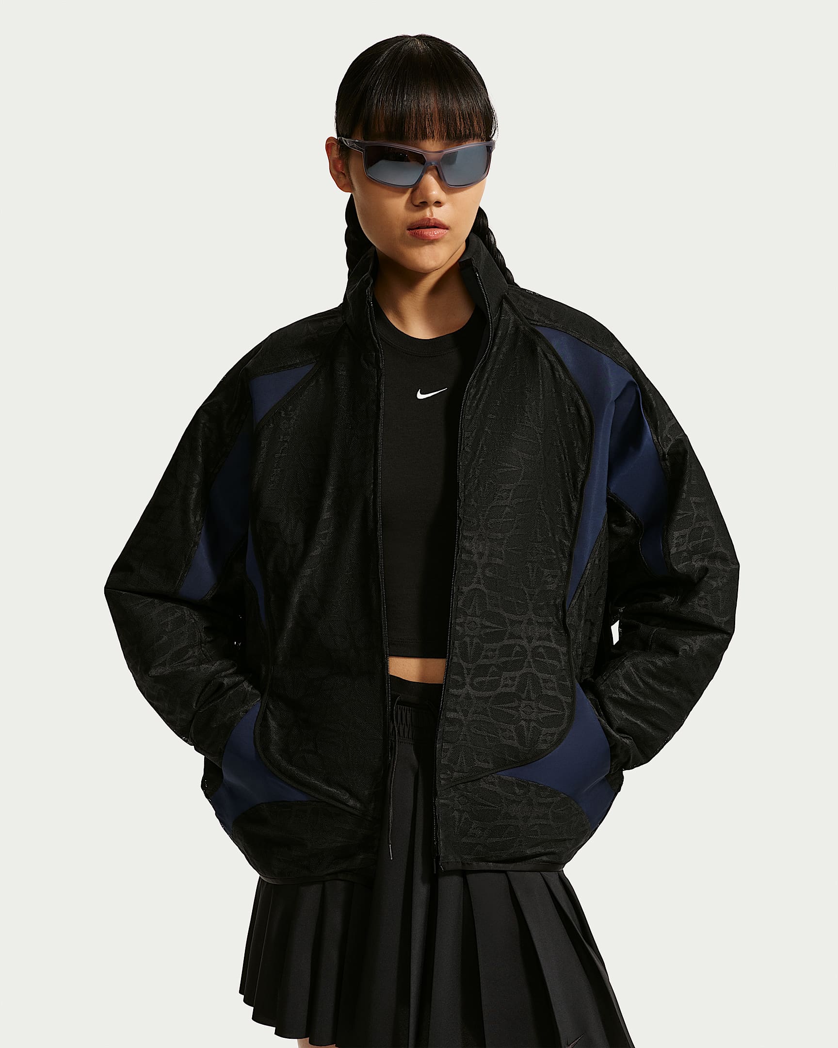 Nike Sportswear 女子 Oversize 风蕾丝运动夹克 - 黑/深藏青/白色/深藏青