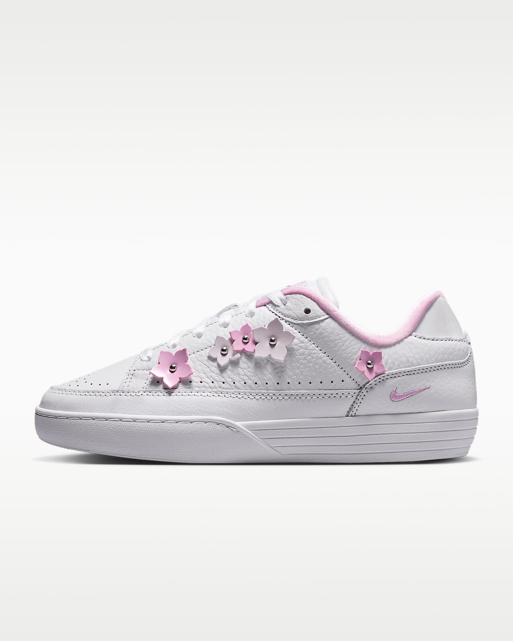 Nike Tennis Centre "Florette" 女子运动鞋 - 白色/浅紫丁香色/金属银/上升粉