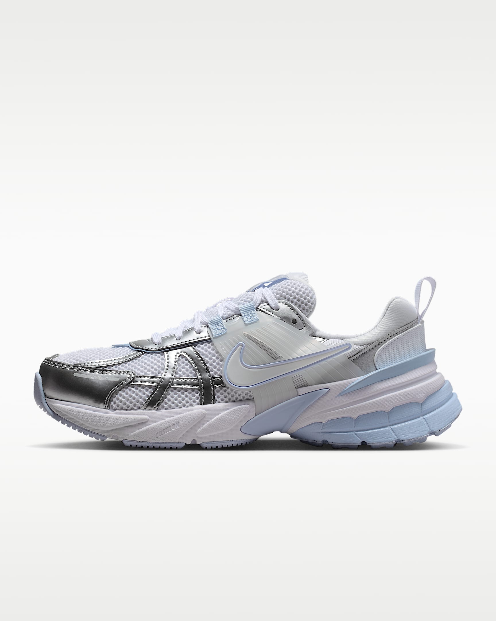 Nike V2K Run 女子反光装饰运动鞋 - 白色/金属银/氢蓝/白色