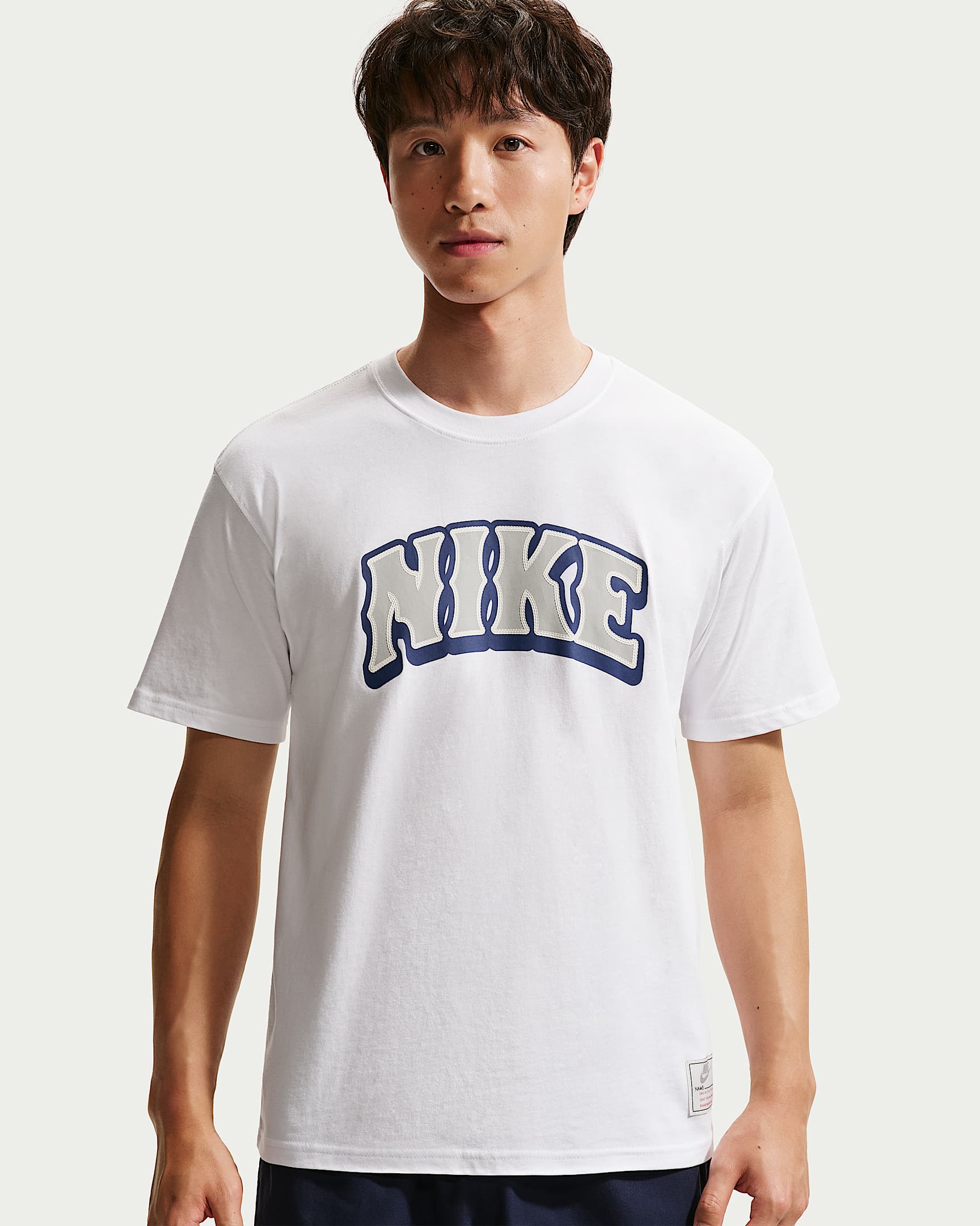 Nike Sportswear 男子短袖T恤 - 白色