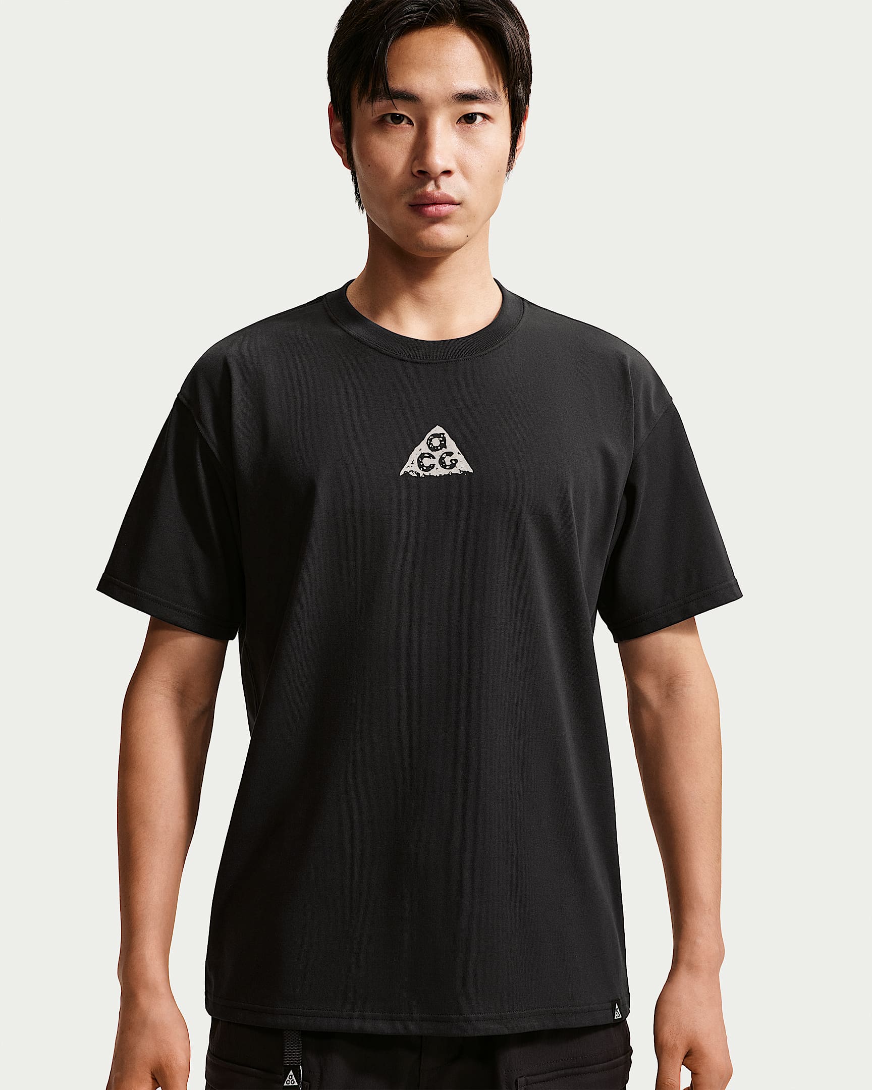 ACG Dri-FIT 男子速干短袖T恤 - 黑/浅土褐