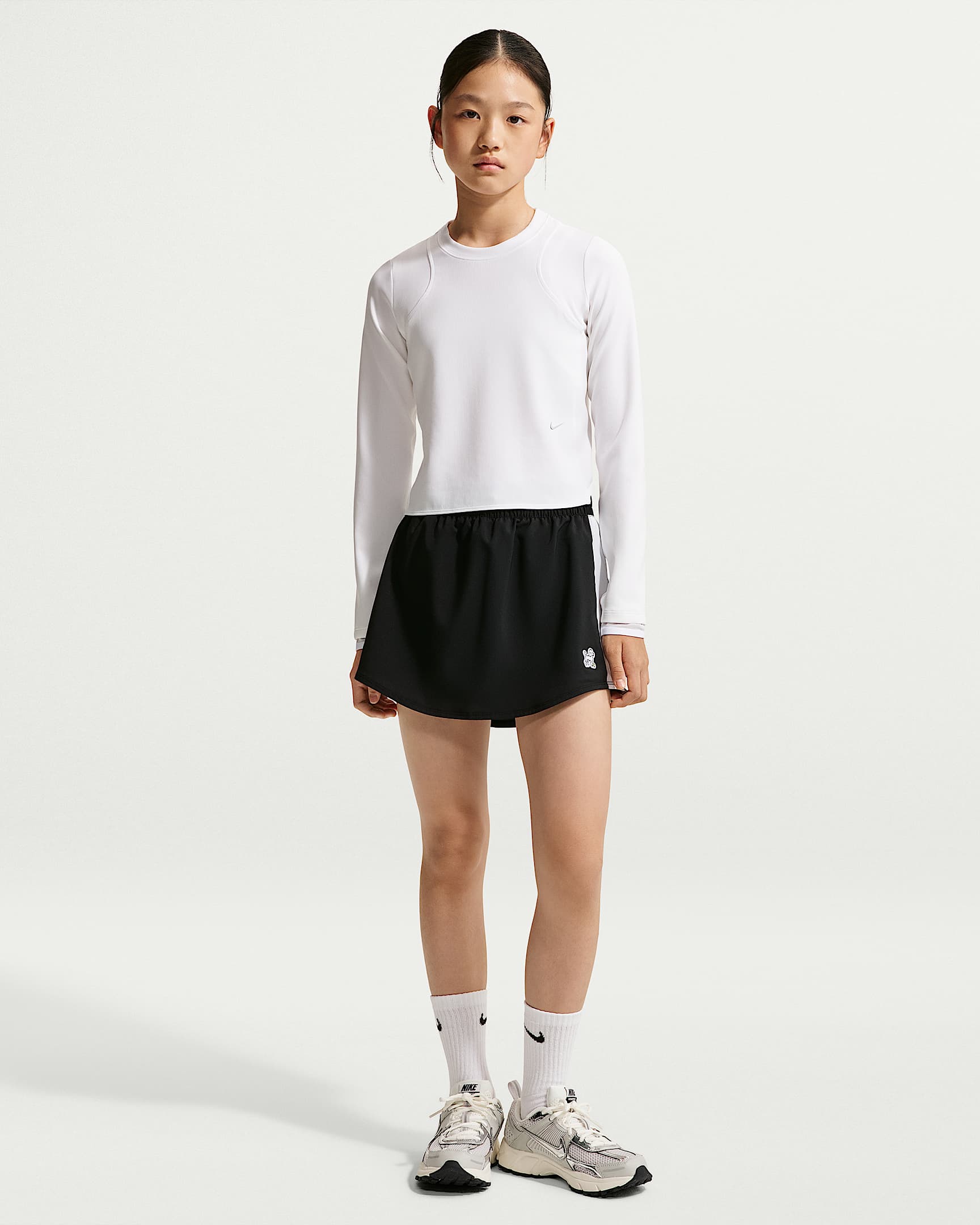 Nike One Dri-FIT 大童(女孩)速干高腰裤裙 - 黑/白色