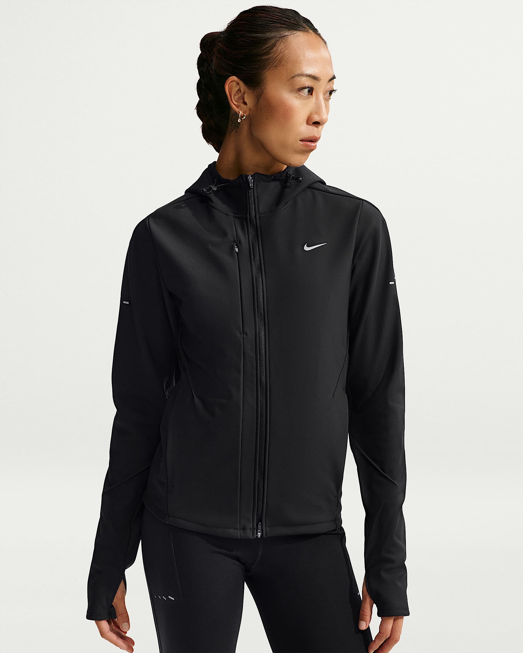 Nike Swift Therma-FIT Repel 女子拒水加绒跑步夹克 - 黑