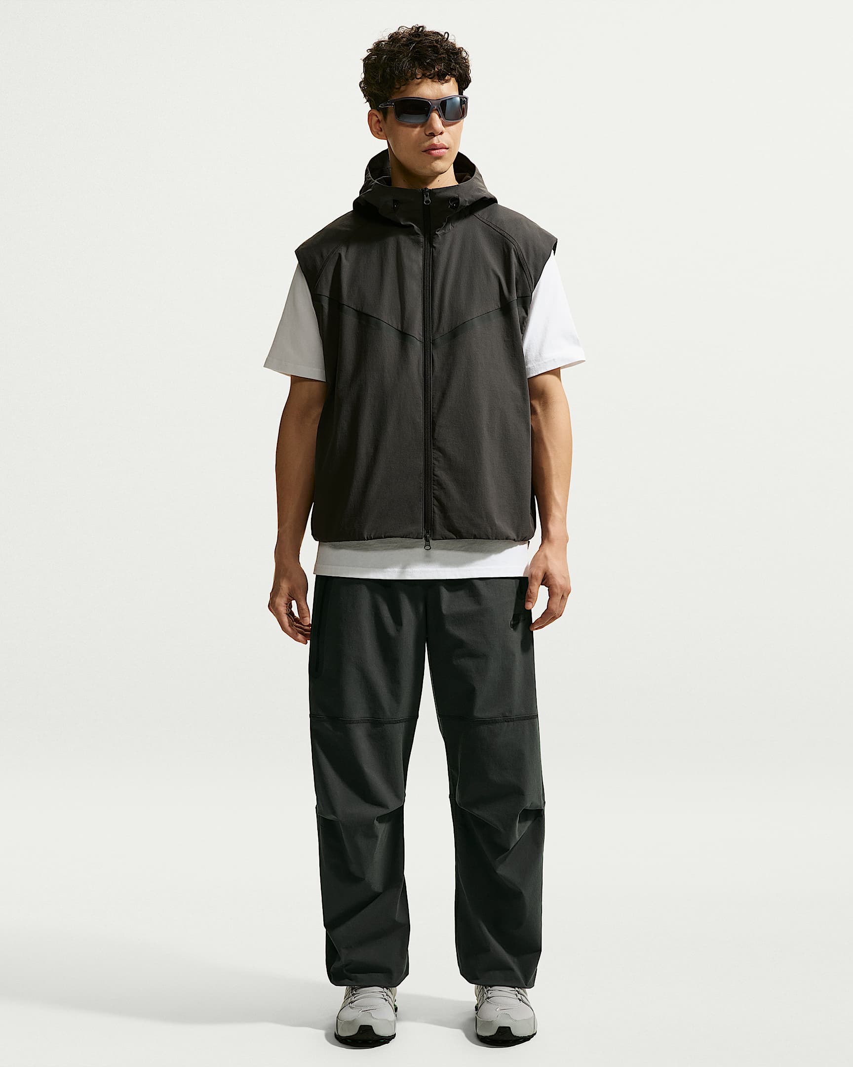 Nike Tech Dri-FIT 男子速干梭织长裤 - 煤黑/煤黑/黑
