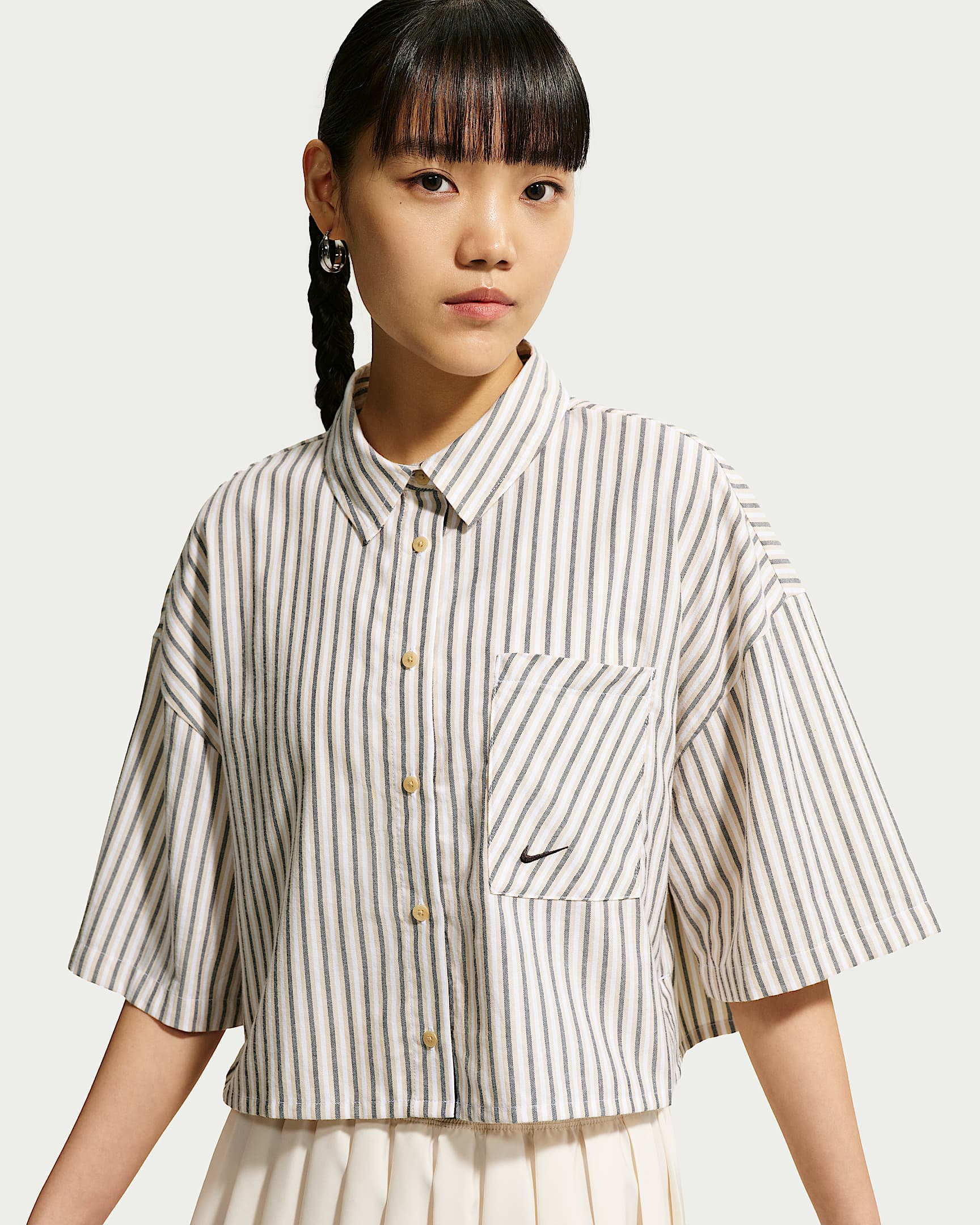 Nike Sportswear Chill Poplin 女子 Oversize 风条纹上衣 - 亚麻/亚麻/黑