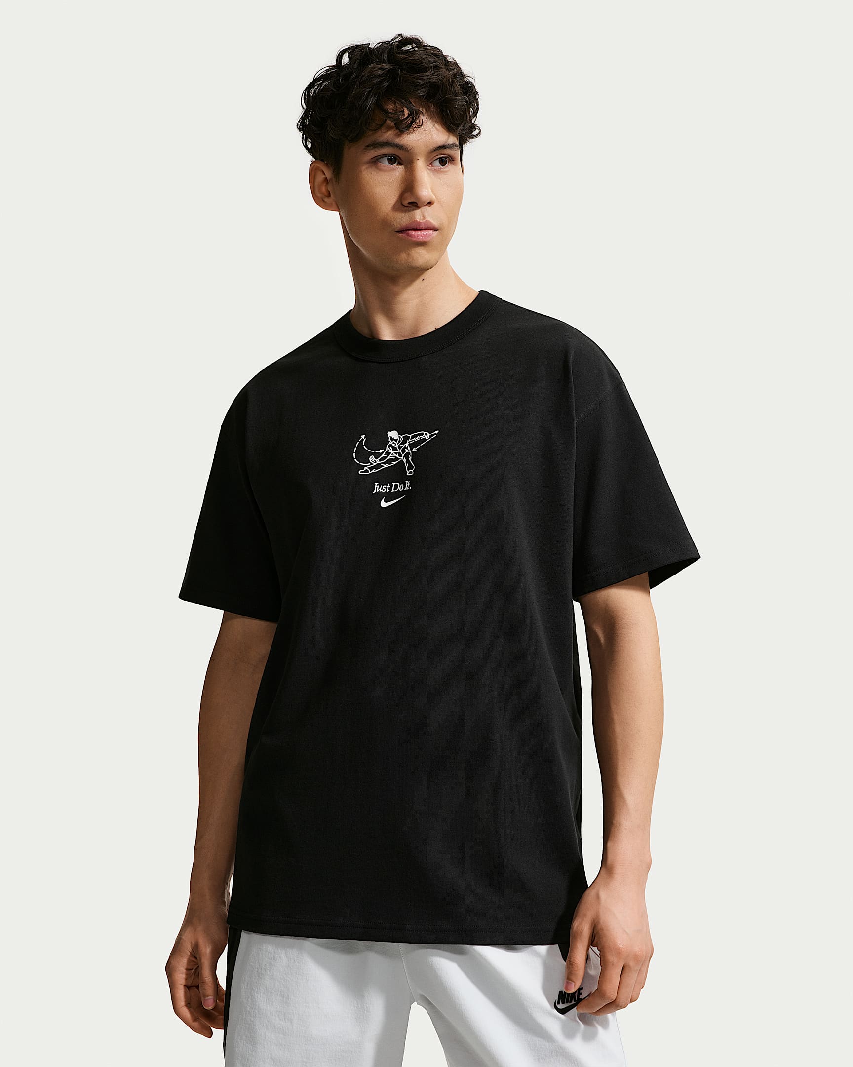 Nike Sportswear 男子印花T恤 - 黑