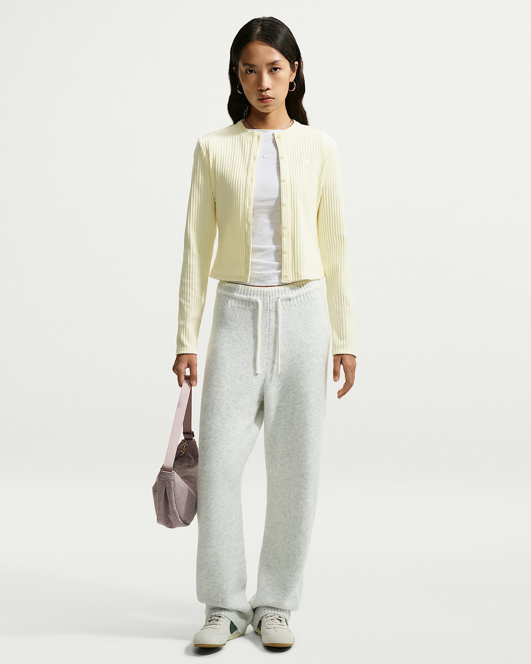 Nike Sportswear Chill Knit 女子中腰长裤 - 调色桦树色/白色/白色