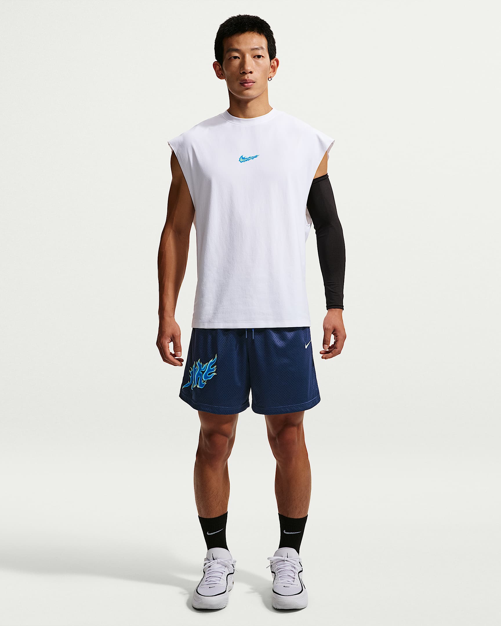 Nike Dri-FIT 男子速干网眼布篮球短裤 - 深藏青