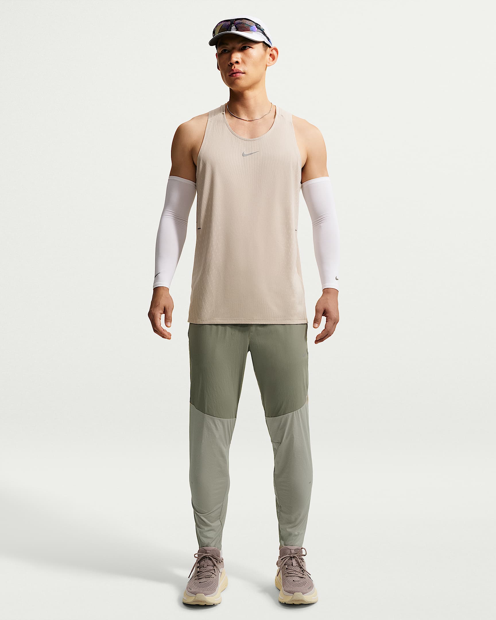 Nike Stride Repel 男子拒水梭织跑步长裤 - 浅军绿/雾杉木绿/浅橄榄绿