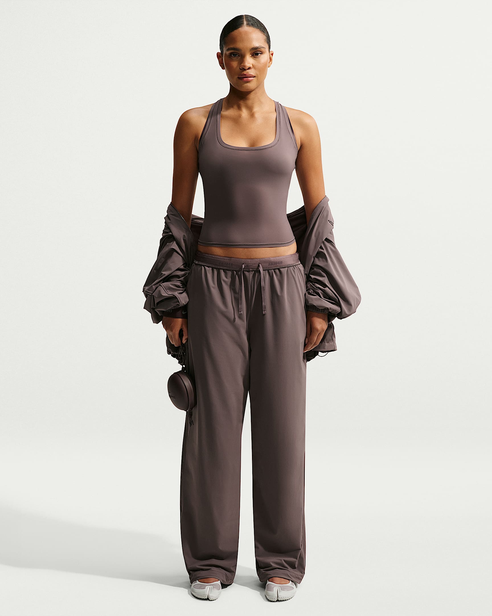NikeSKIMS Stretch Nylon 女子 Oversize 风速干长裤 - NSKM Resin