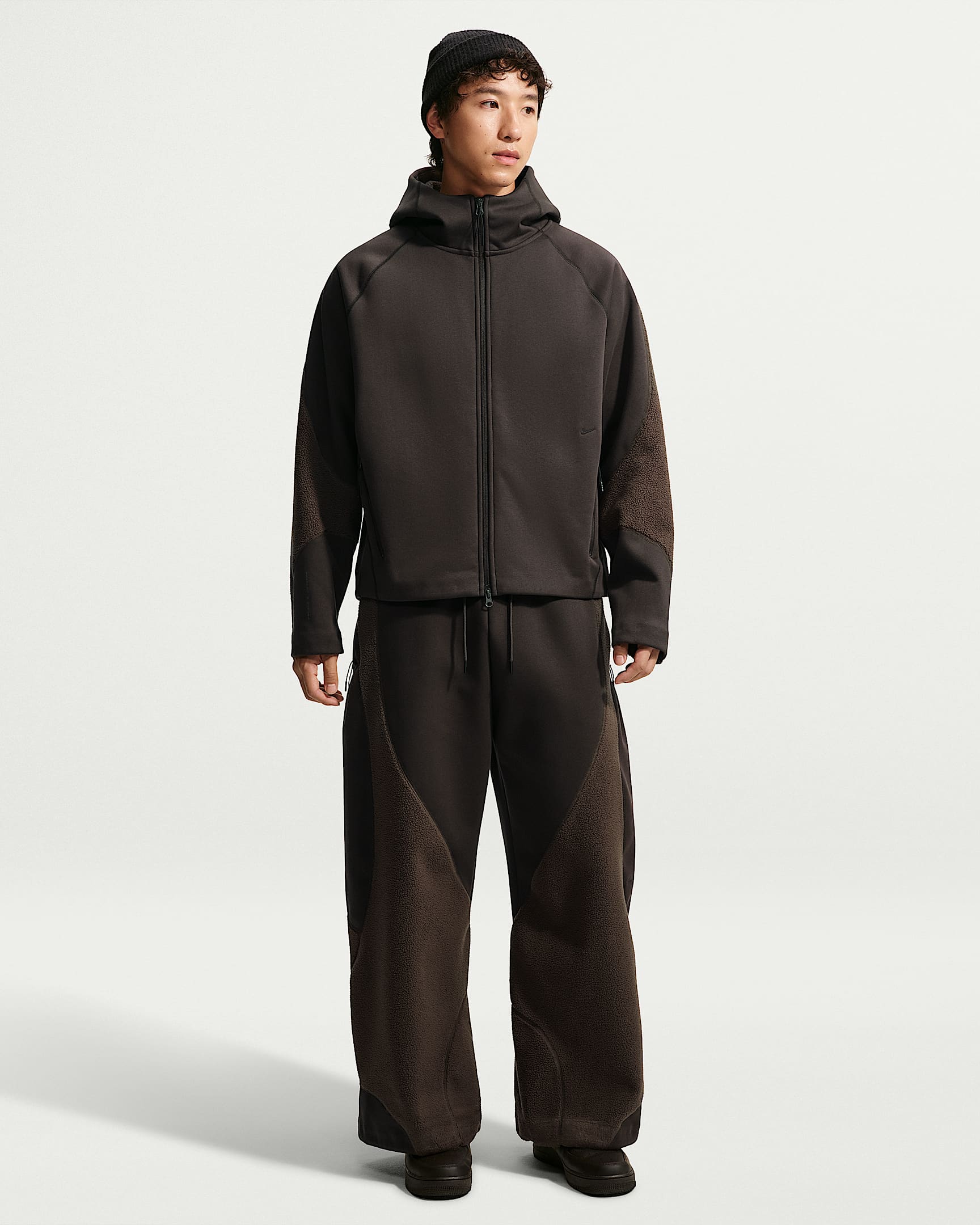 Nike Tech Boreas Therma-FIT 男子宽松加绒直筒长裤 - 丝绒棕/巴洛克棕/黑