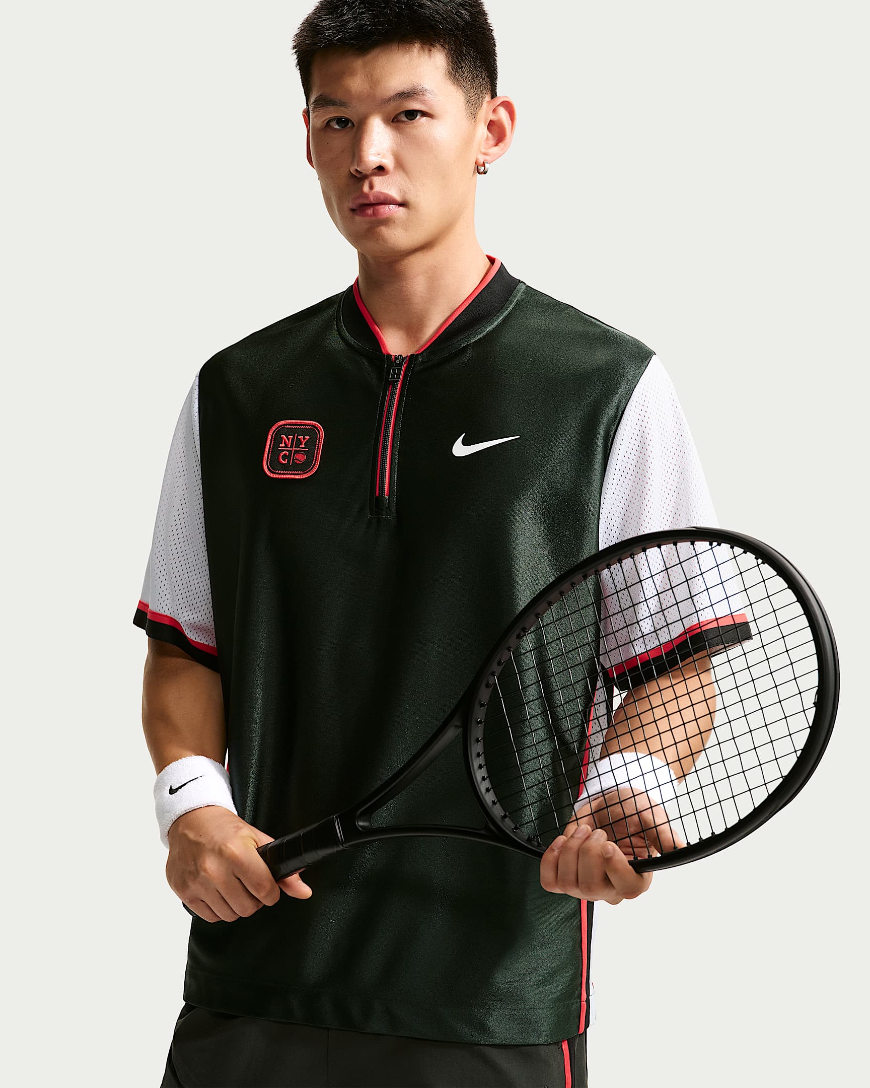 NikeCourt Slam Dri-FIT Wild 男子速干短袖网球上衣 - 黑云衫绿/白色/白色