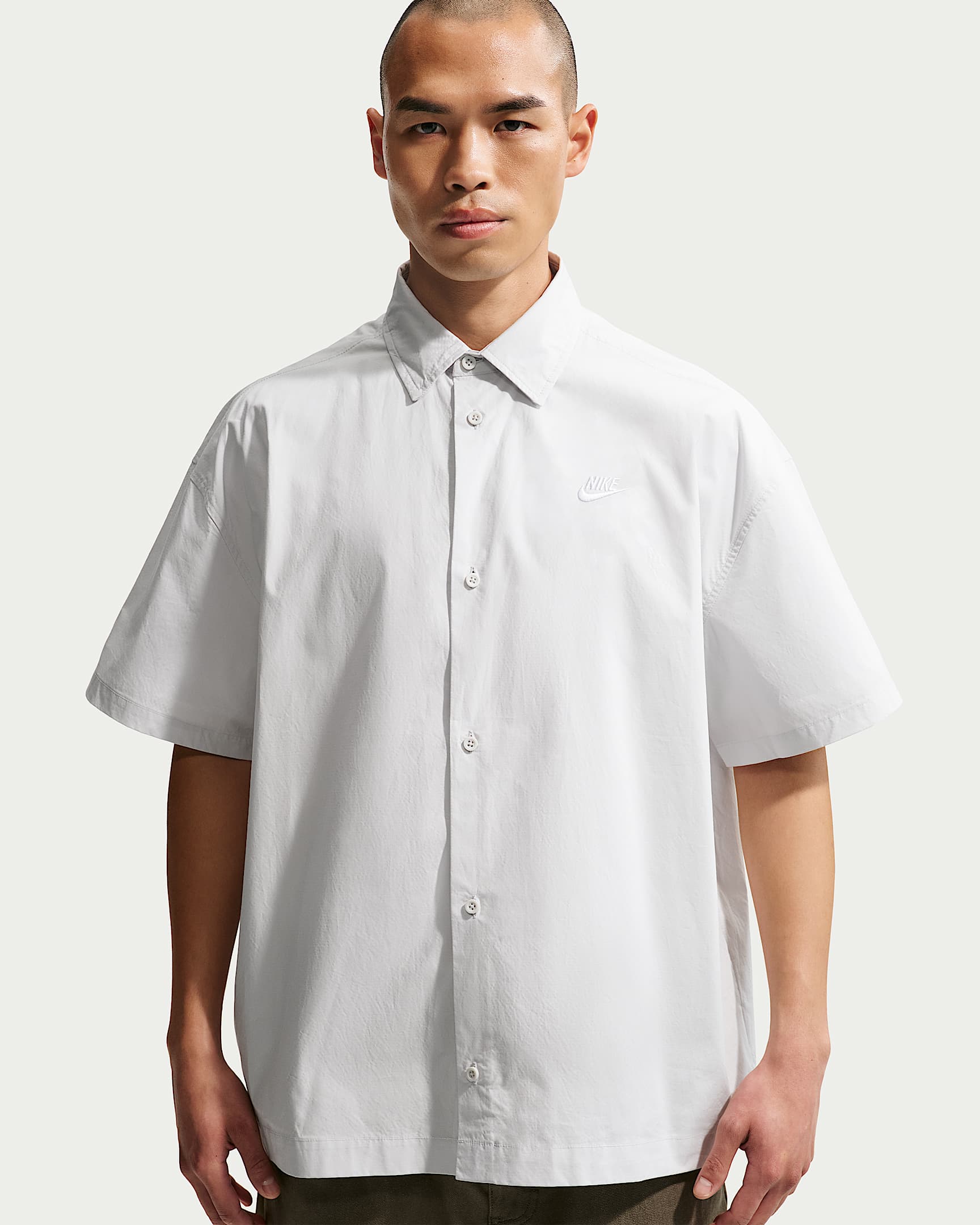 Nike Club 男子短袖纽扣衬衫 - 尘光子色/白色