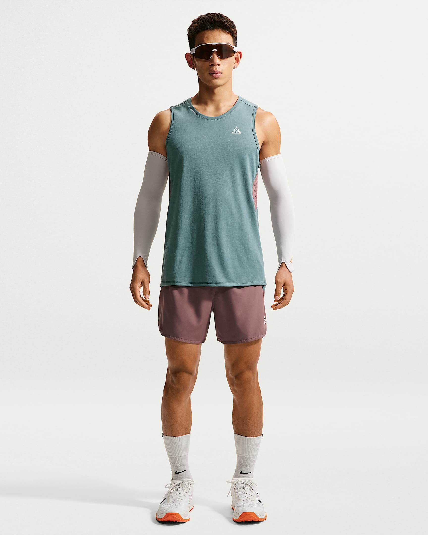 Nike ACG "Second Sunrise" Dri-FIT ADV 男子速干短裤(含衬裤) - 图腾黑紫/矿物岩板蓝/山峰白