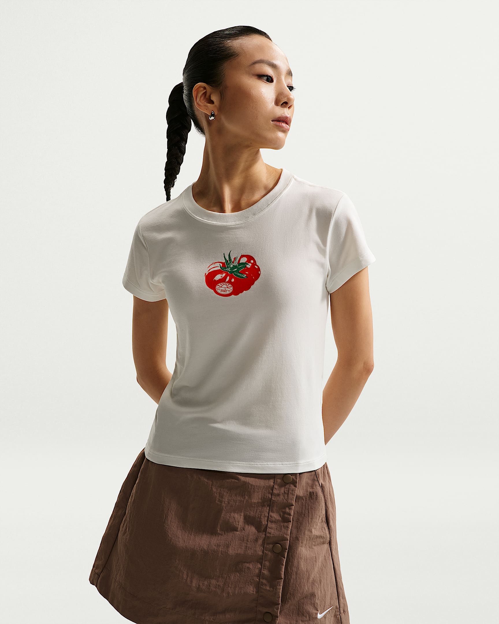 Nike Sportswear Chill Knit 女子修身版型短款T恤 - 帆白