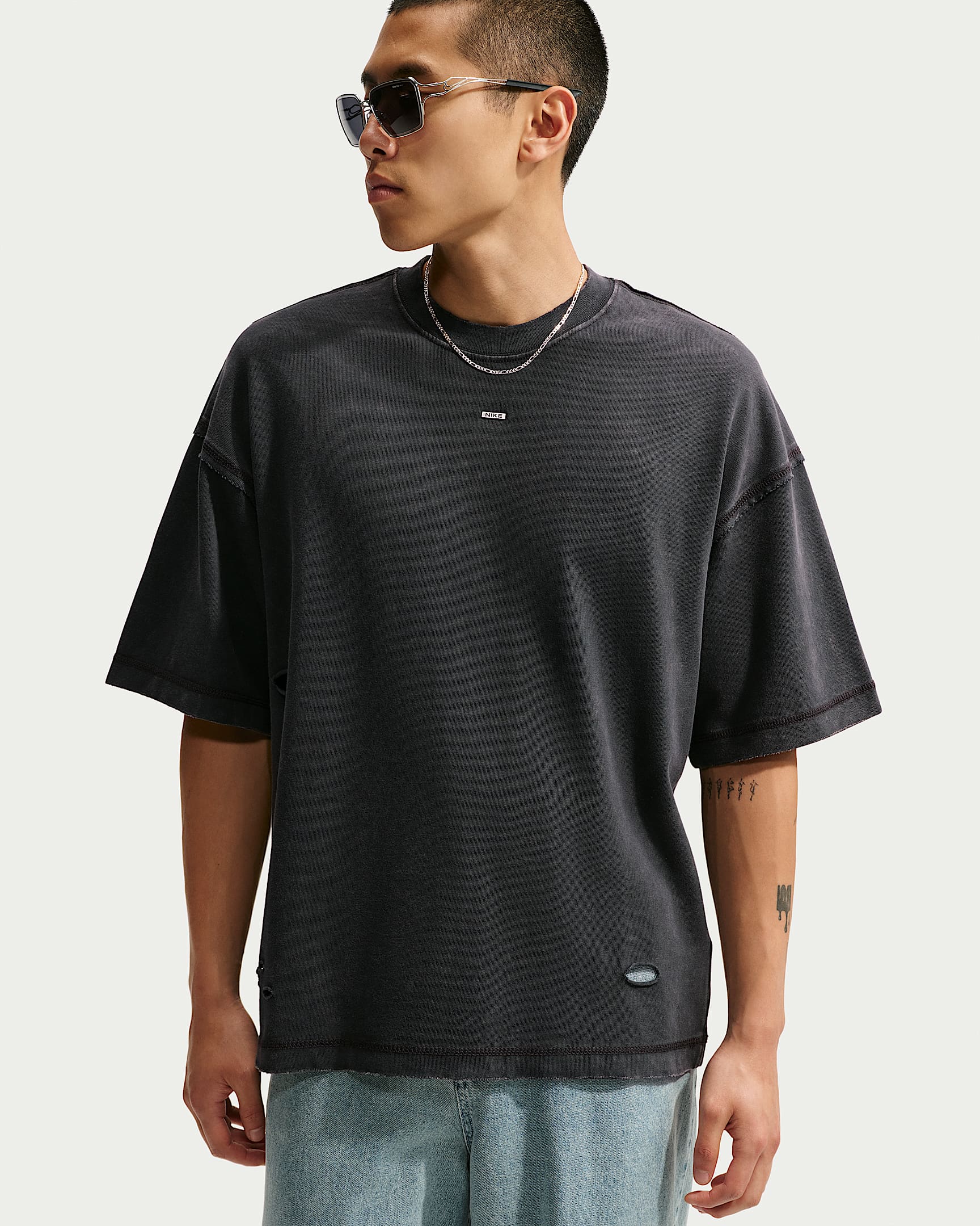 Nike Sportswear 男子短袖T恤 - 黑/冰银/暗烟灰