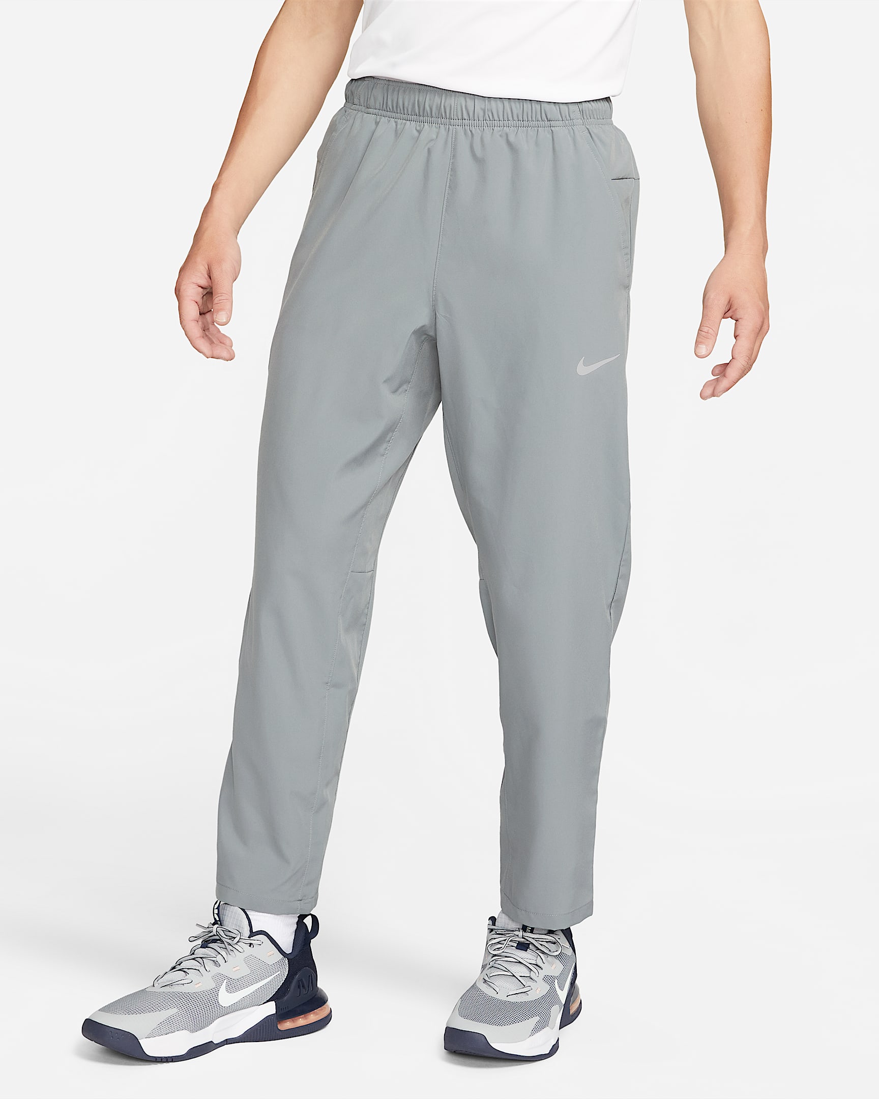 Nike Form Dri-FIT 男子百搭速干长裤 - 烟灰/黑
