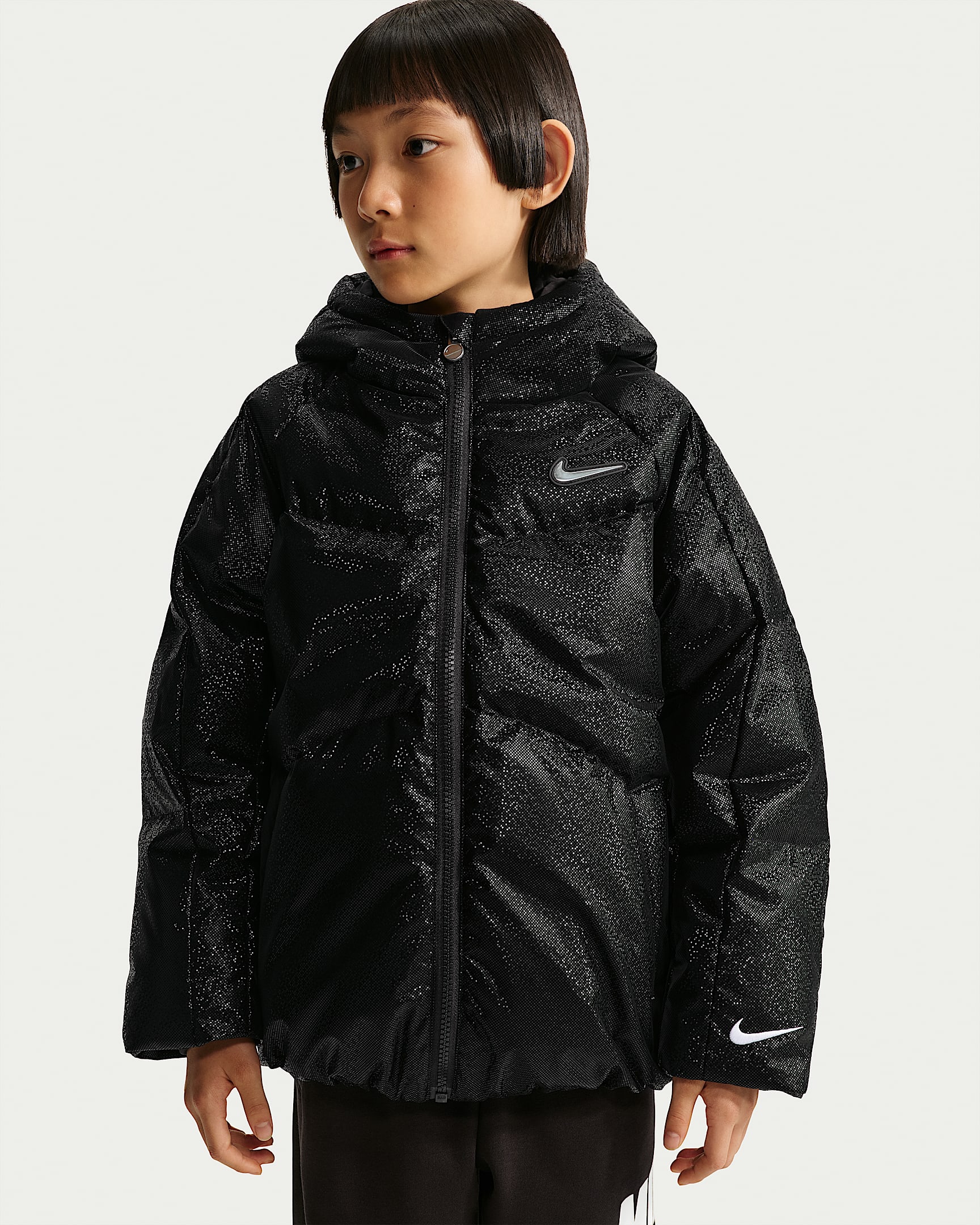 Nike Swoosh 幼童亮面羽绒夹克 - 黑