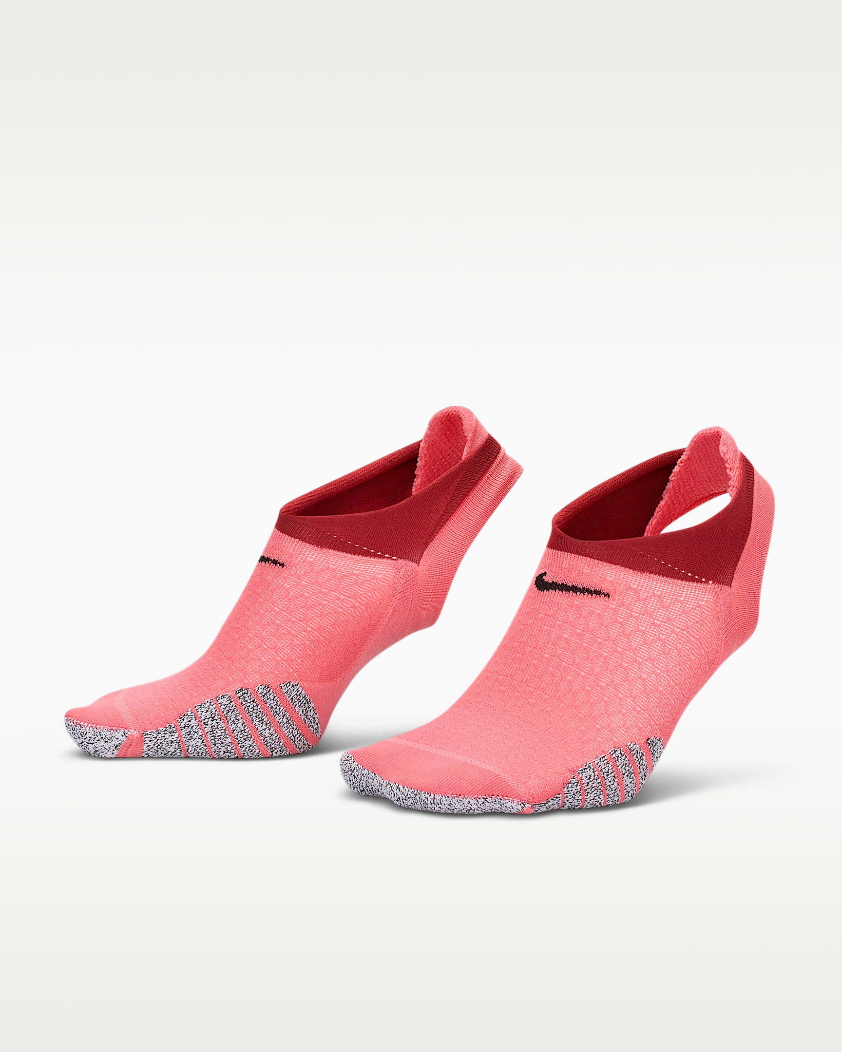 NikeGrip Studio 女子速干训练浅口袜(1 双) - 珊瑚红/深队红/白色/黑