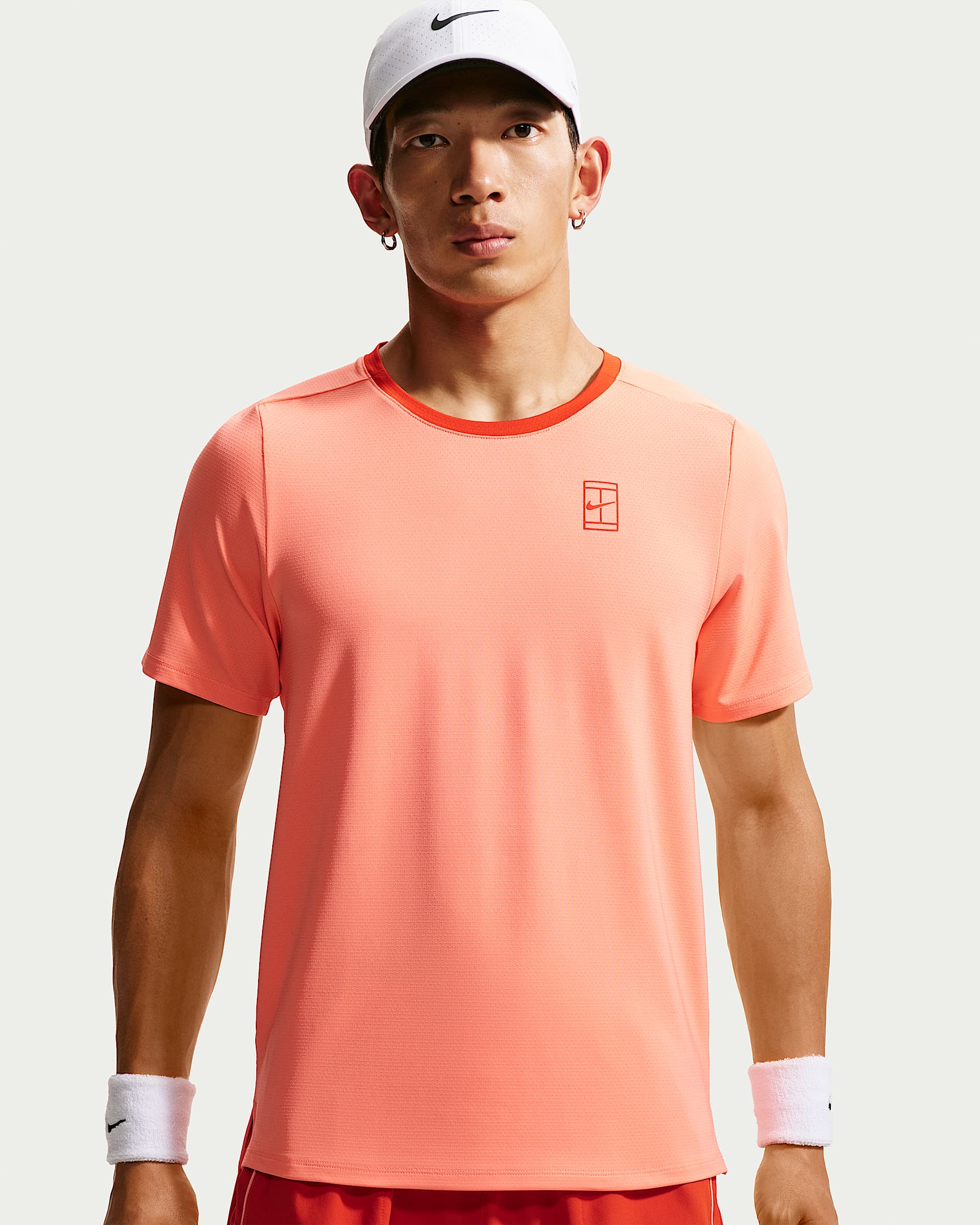 NikeCourt Advantage Dri-FIT 男子速干短袖网球上衣 - 原子粉/热情红/热情红