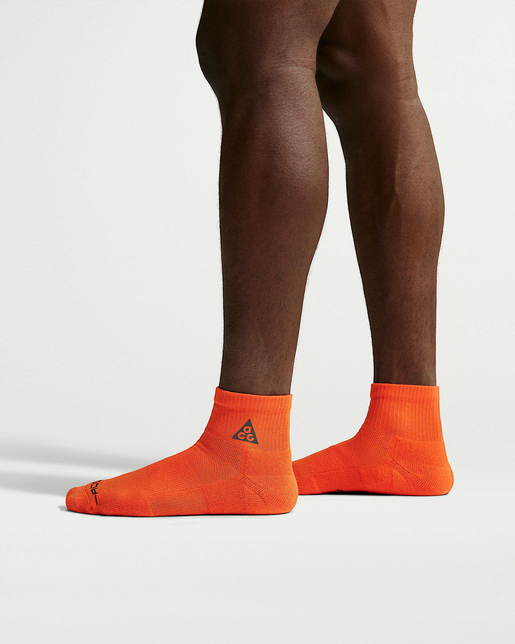 Nike ACG Everyday Elevated 速干运动短袜(1 双) - 安全橙/黑