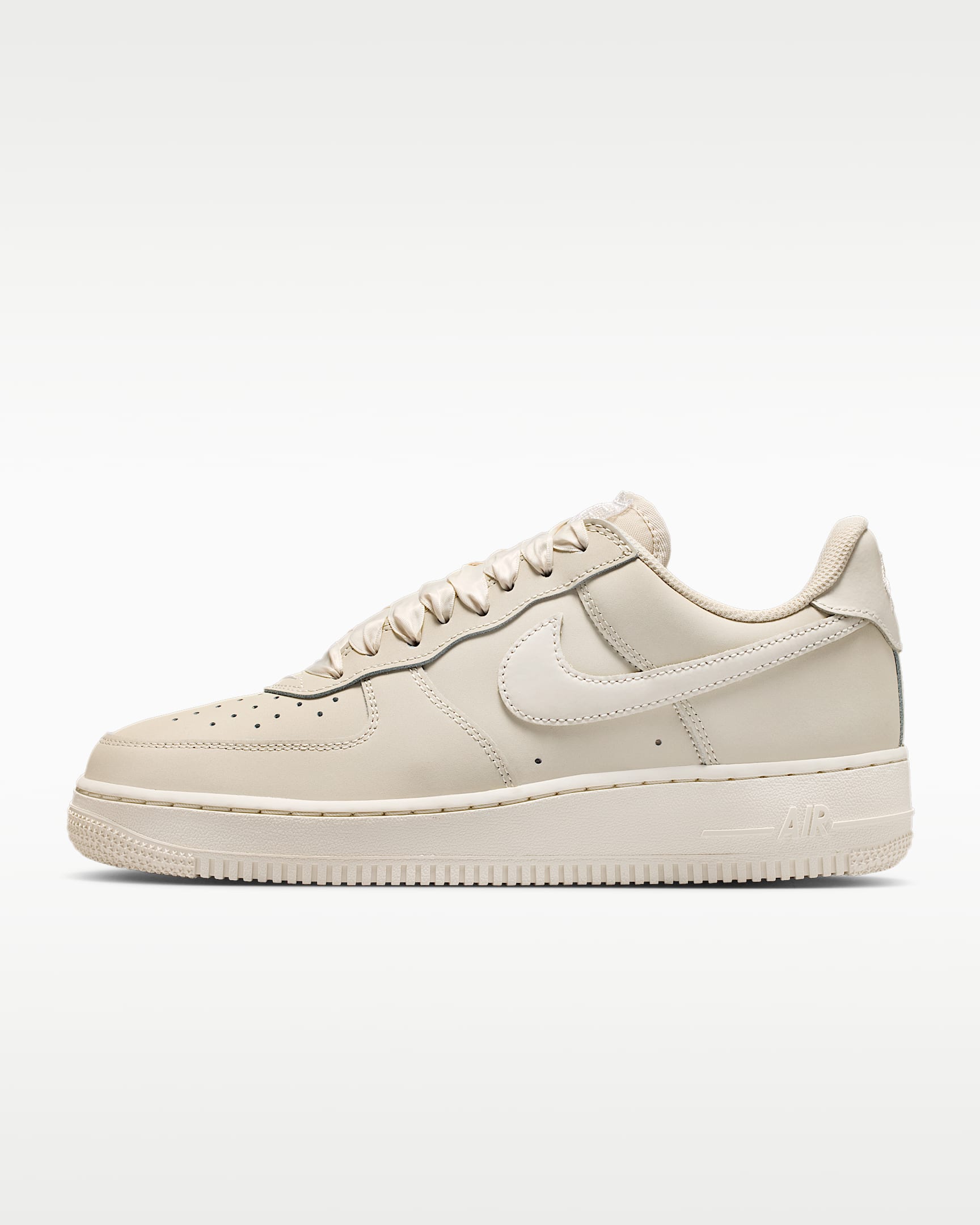 Nike Air Force 1 Retro Premium 女子空军一号运动鞋 - 燕麦色/燕麦色/淡象牙白
