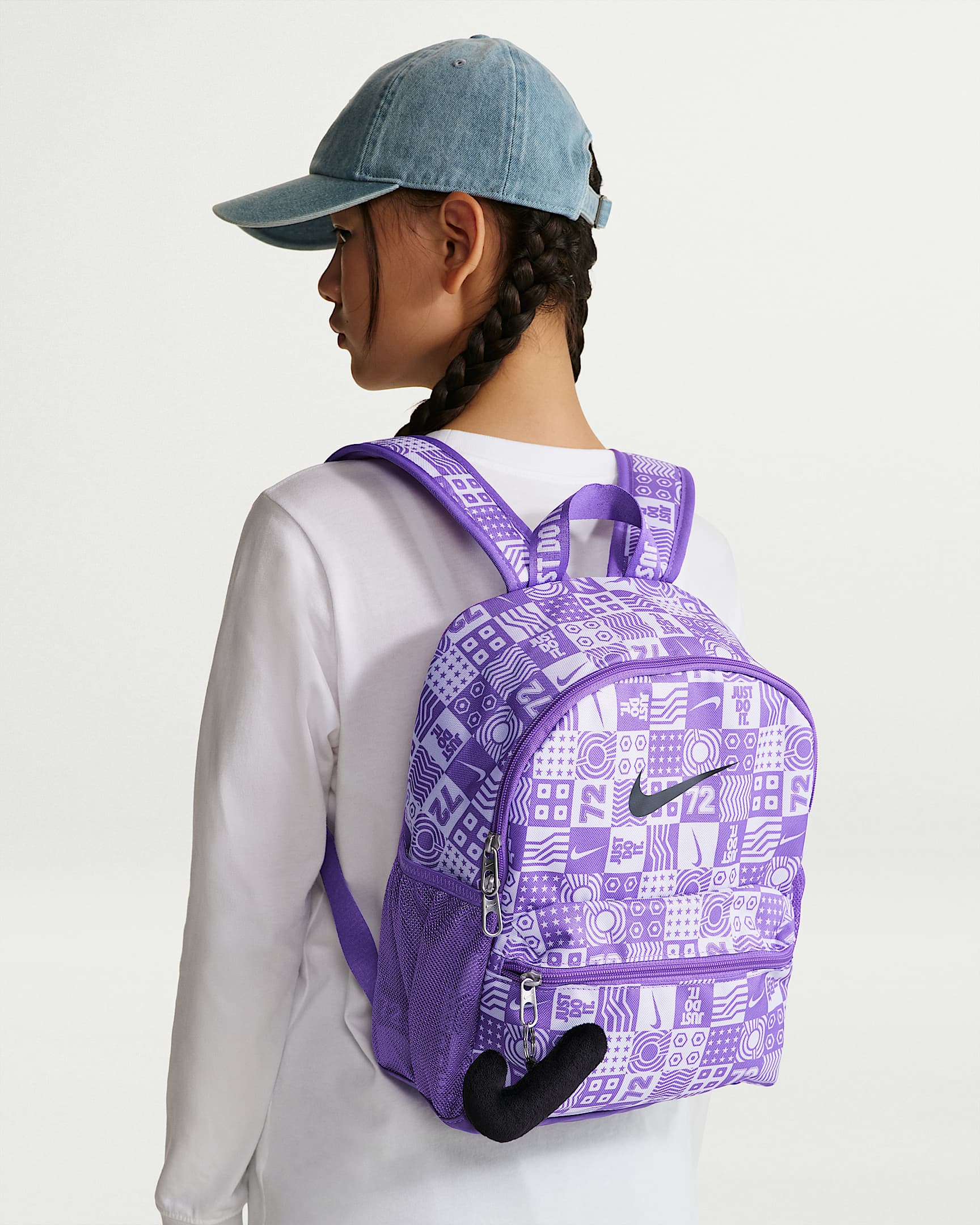 Nike JDI 儿童迷你双肩包 - 行动葡萄紫/浅白紫色/黑