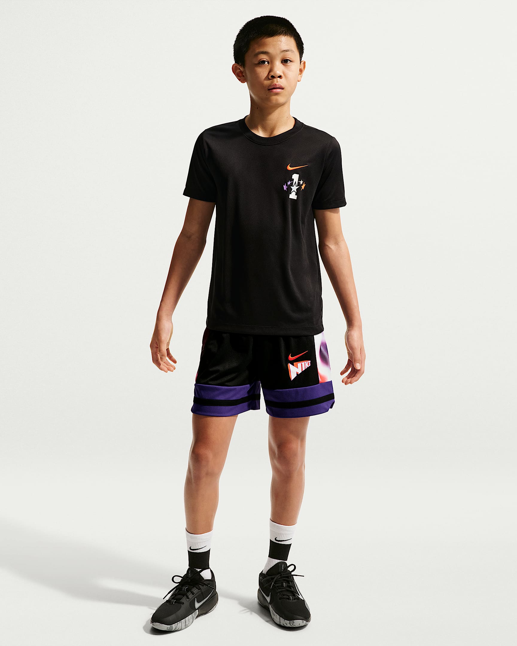 Nike Dri-FIT 大童速干篮球短裤 - 黑