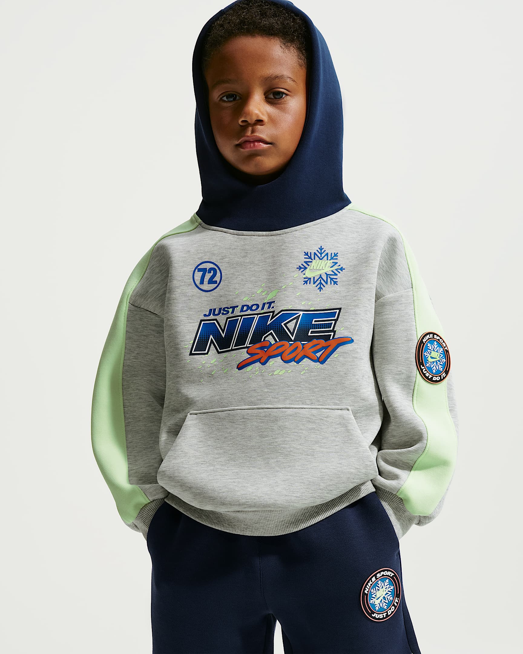 Nike Sportswear Snow Motion 幼童套头连帽衫 - 麻灰