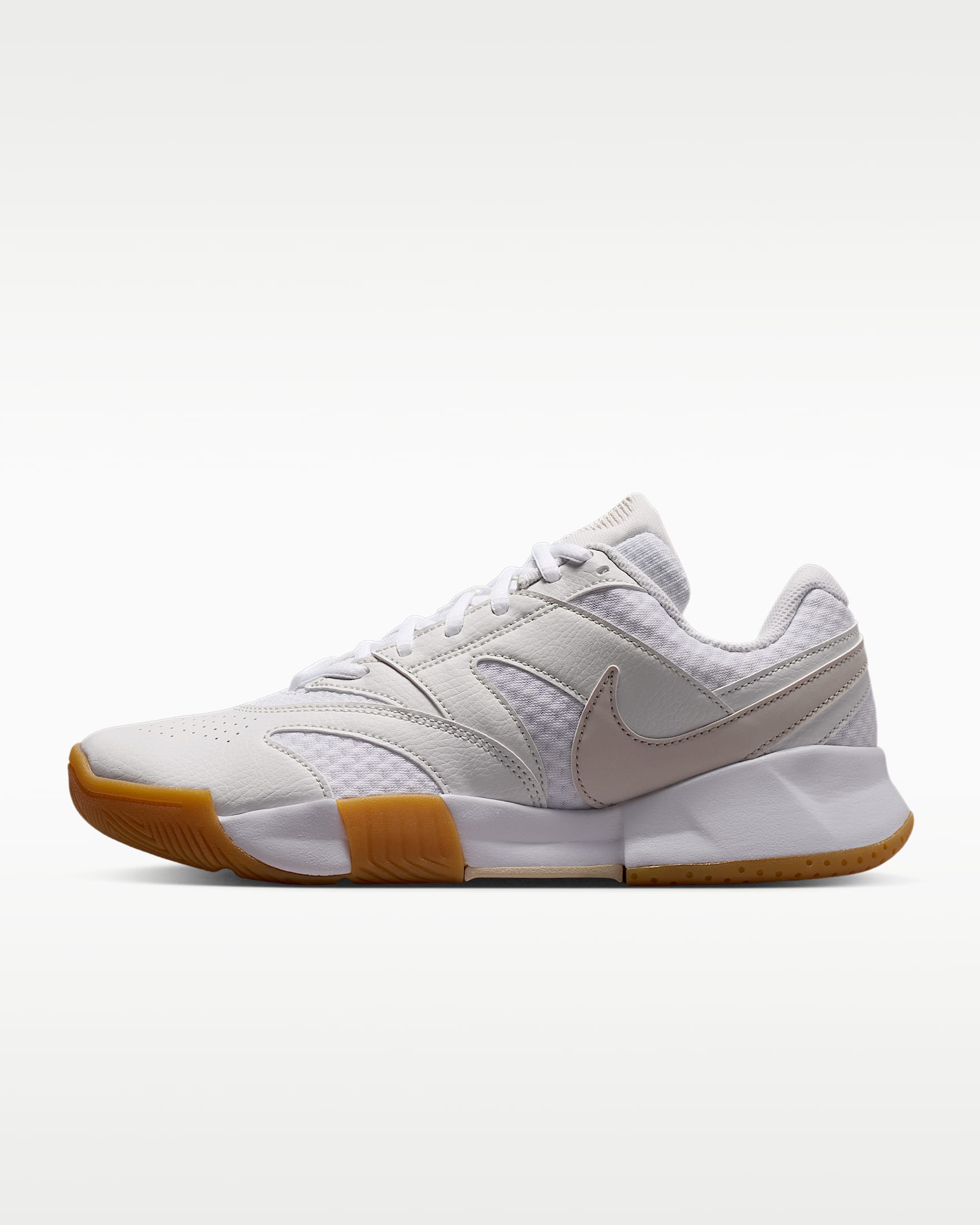 NikeCourt Lite 4 女子硬地球场网球鞋 - 白色/山峰白/亚麻/浅土褐