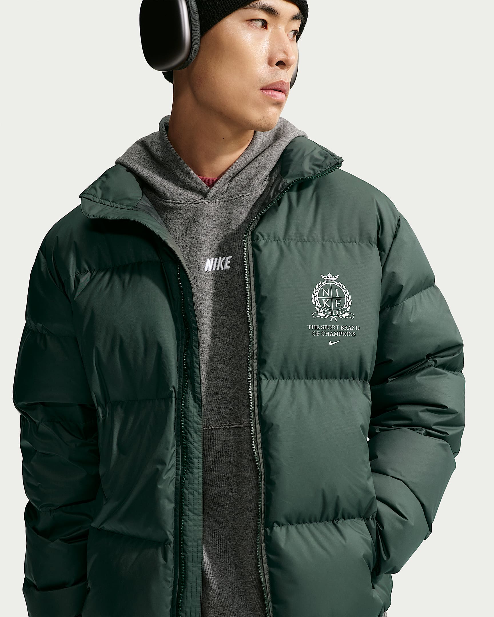 Nike Sportswear Therma-FIT 男子拒水羽绒夹克 - 黑云衫绿
