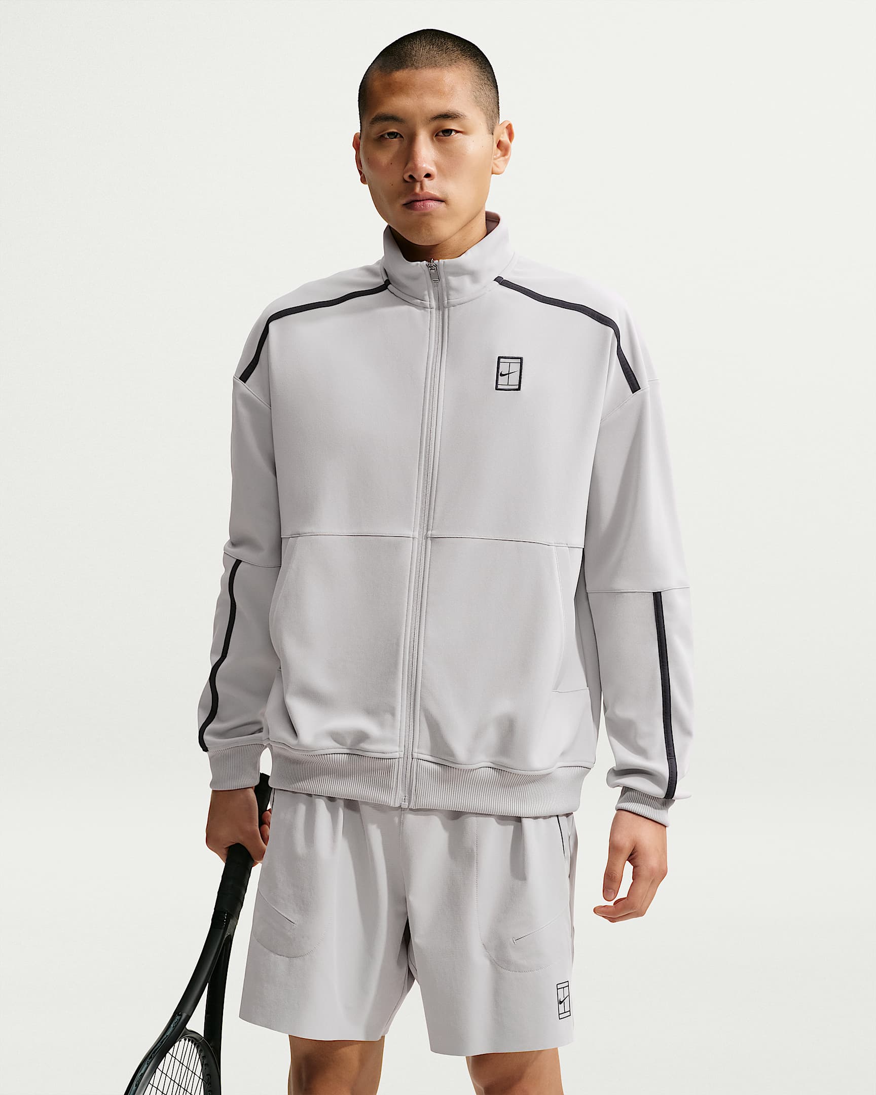 NikeCourt Heritage 男子薄绒网球夹克 - 银紫/铁架黑