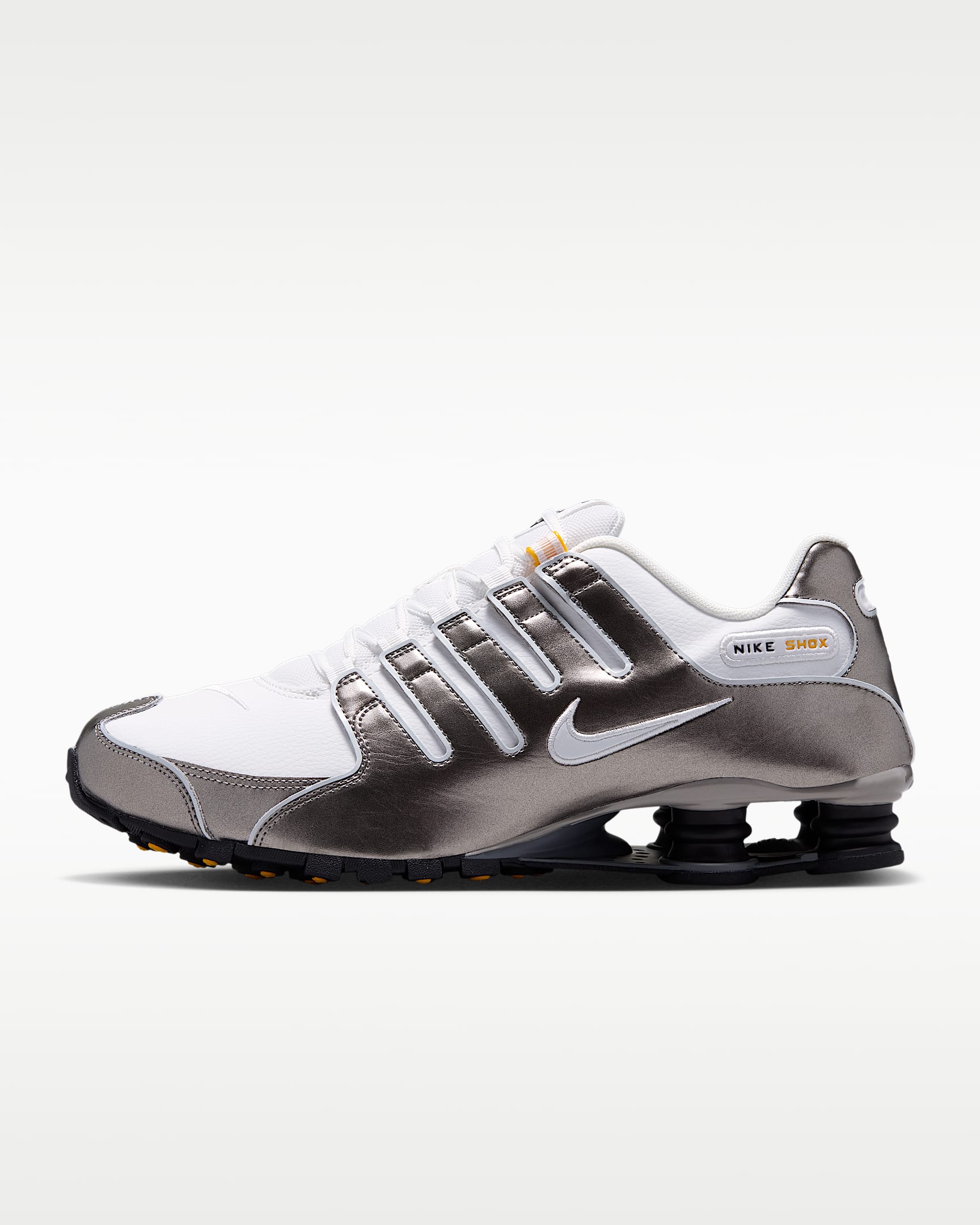 Nike Shox NZ 男子气柱运动鞋 - 山峰白/金属青灰/大学金/山峰白