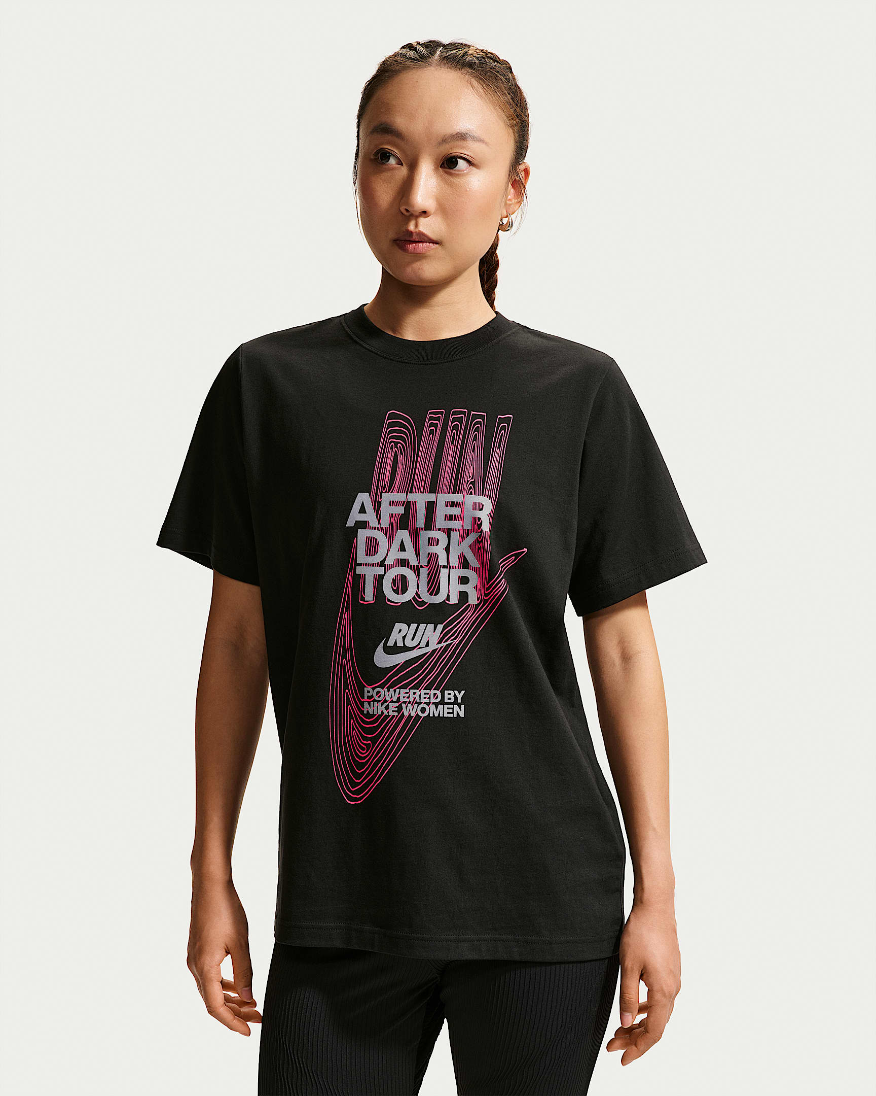 Nike After Dark Tour 女子短袖跑步T恤 - 黑
