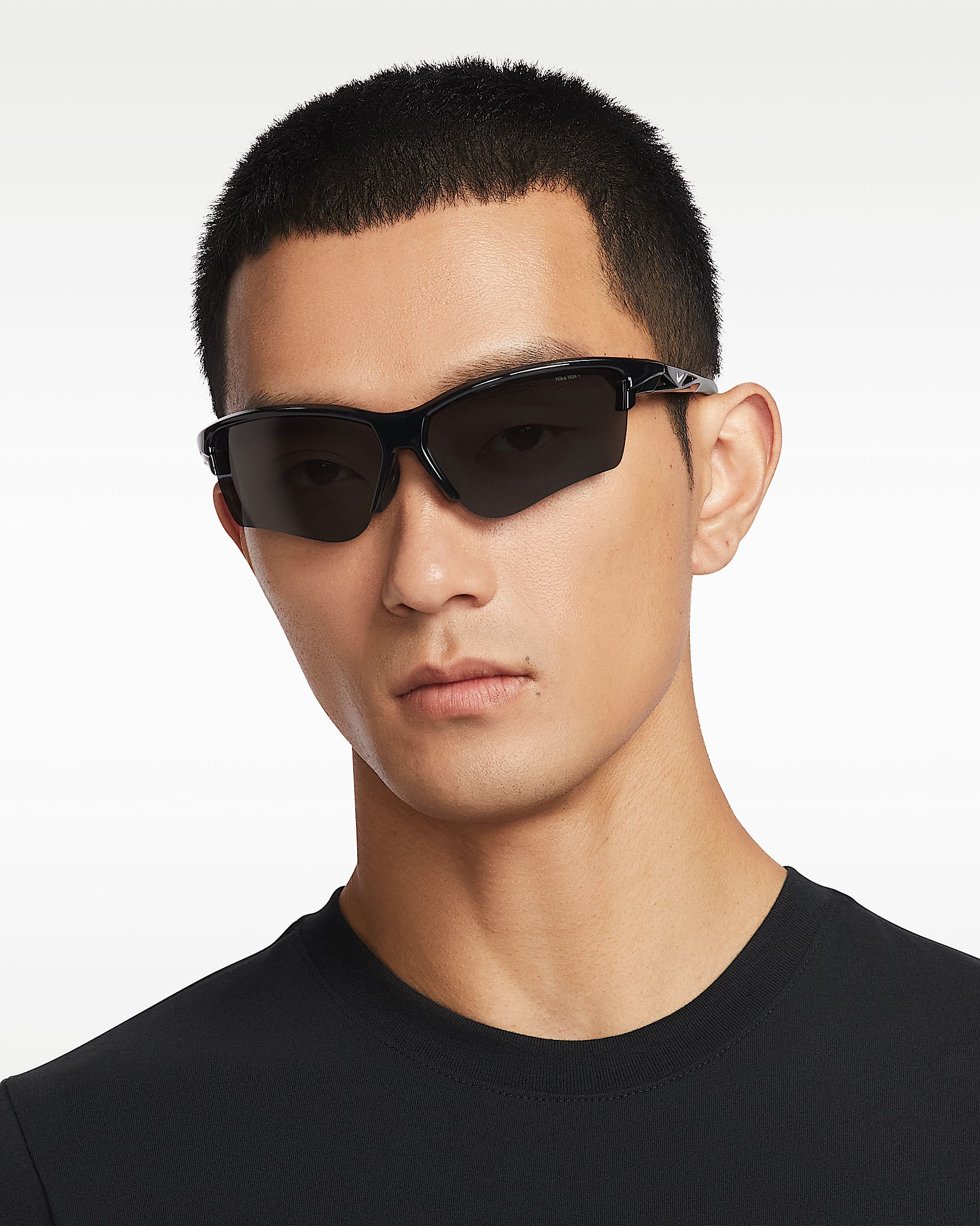 Nike Windtrack Relay LB 低鼻桥太阳镜 - 黑/白色