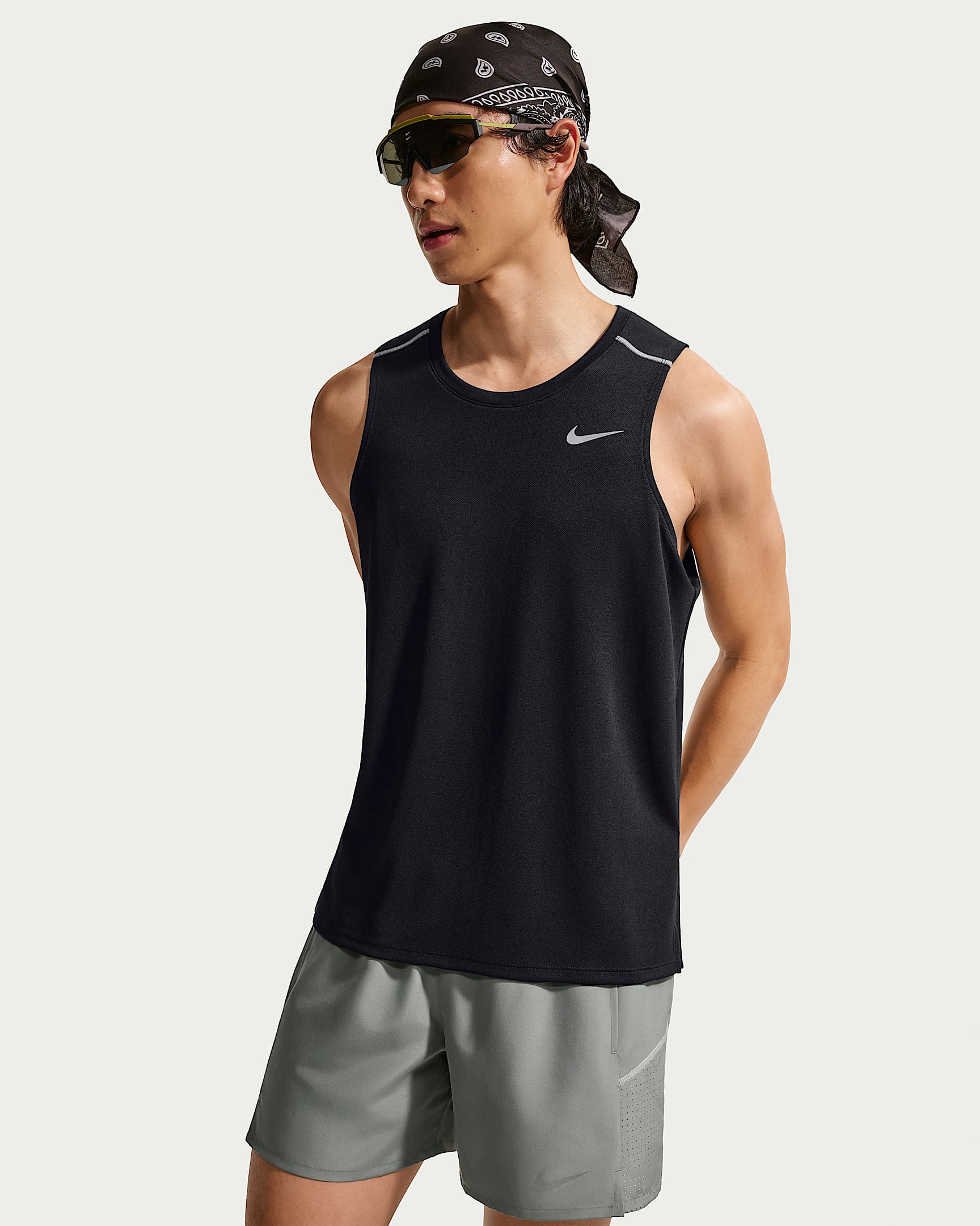 Nike Miler Dri-FIT 男子速干跑步背心 - 黑