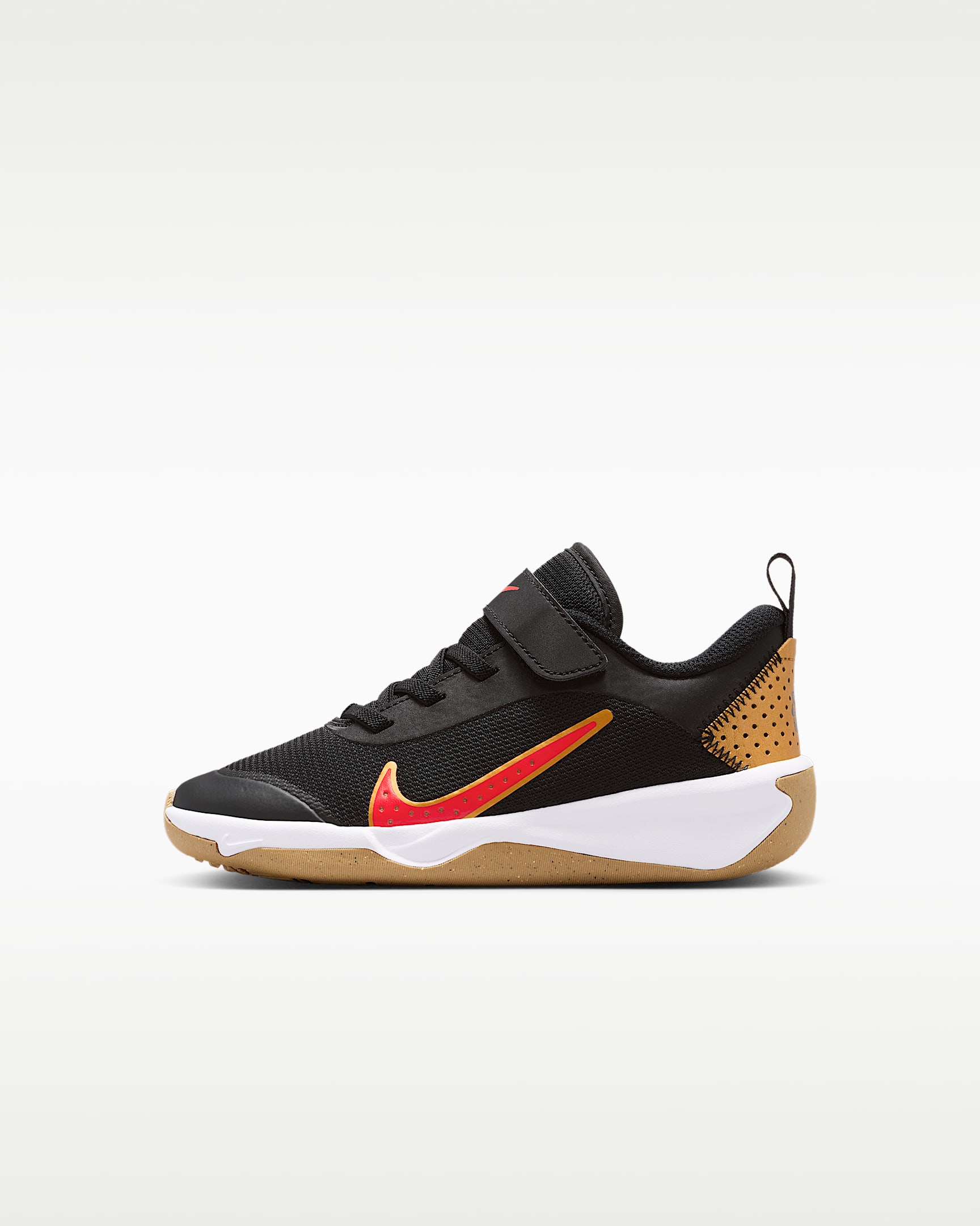 Nike Omni Multi-Court 幼童平衡车综合运动鞋 - 黑/金属色/橡皮黄/浅深红