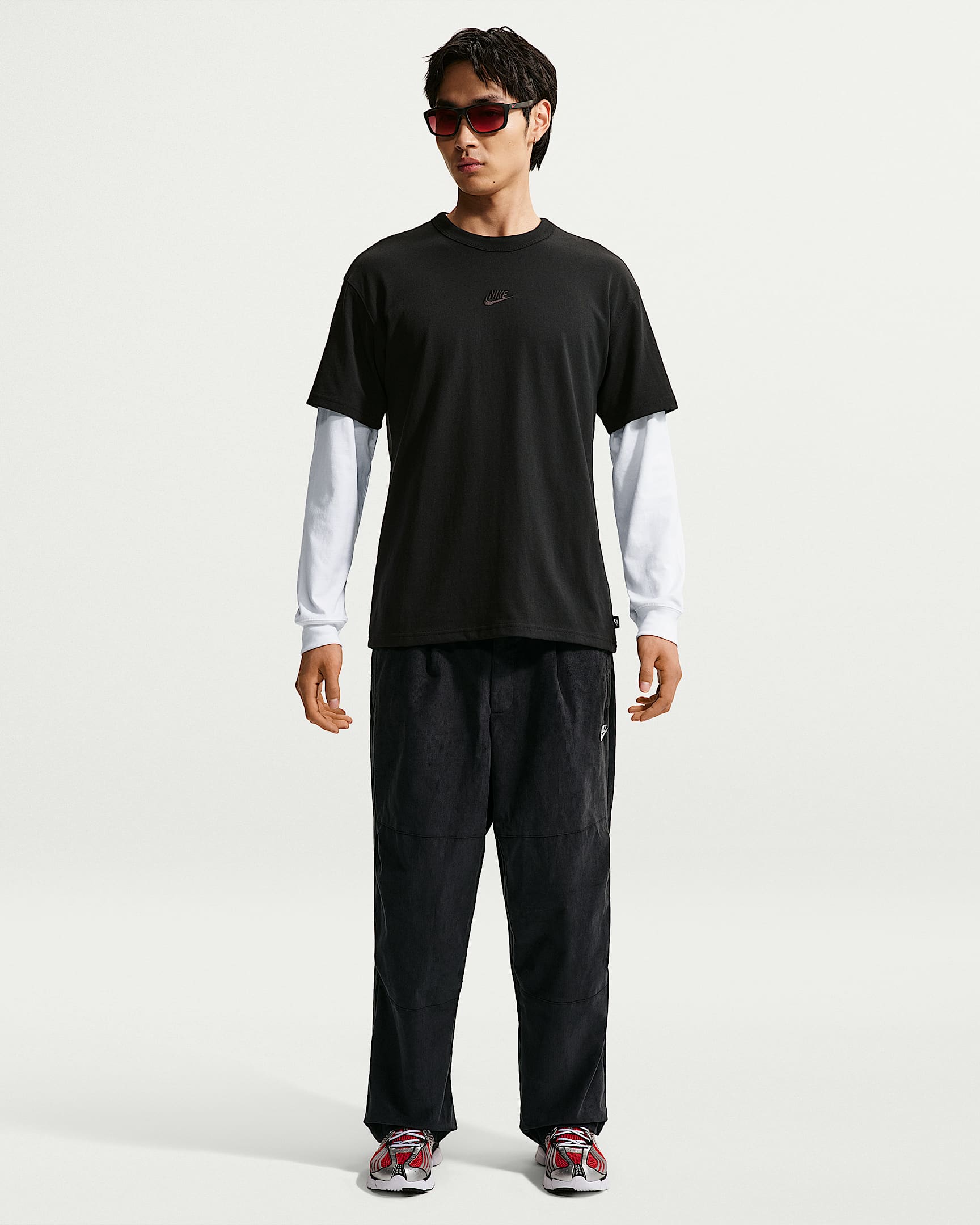 Nike Sportswear Club 男子灯芯绒长裤 - 黑/白色