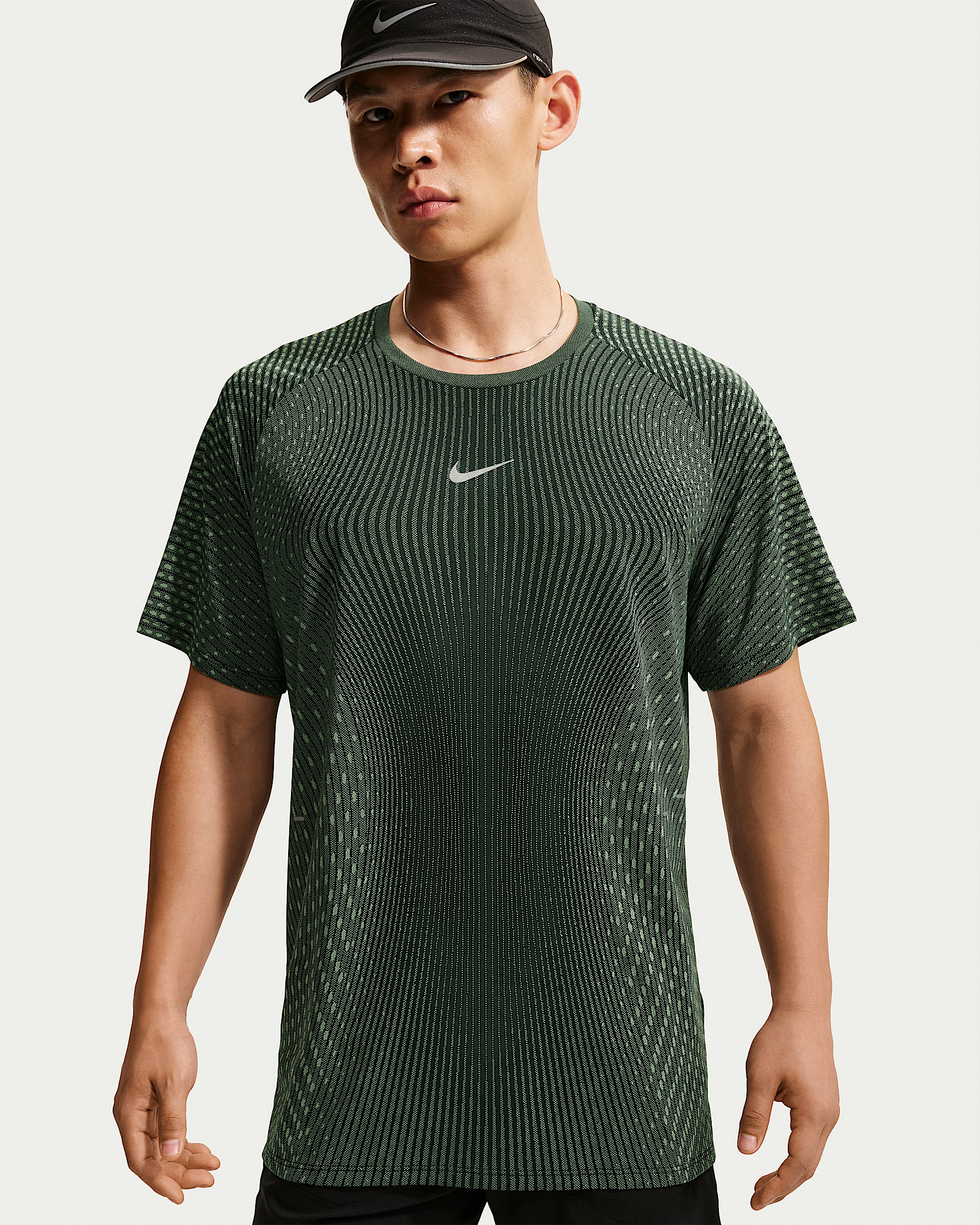 Nike Stride Aero-FIT 男子短袖跑步上衣 - 黑/浅绿