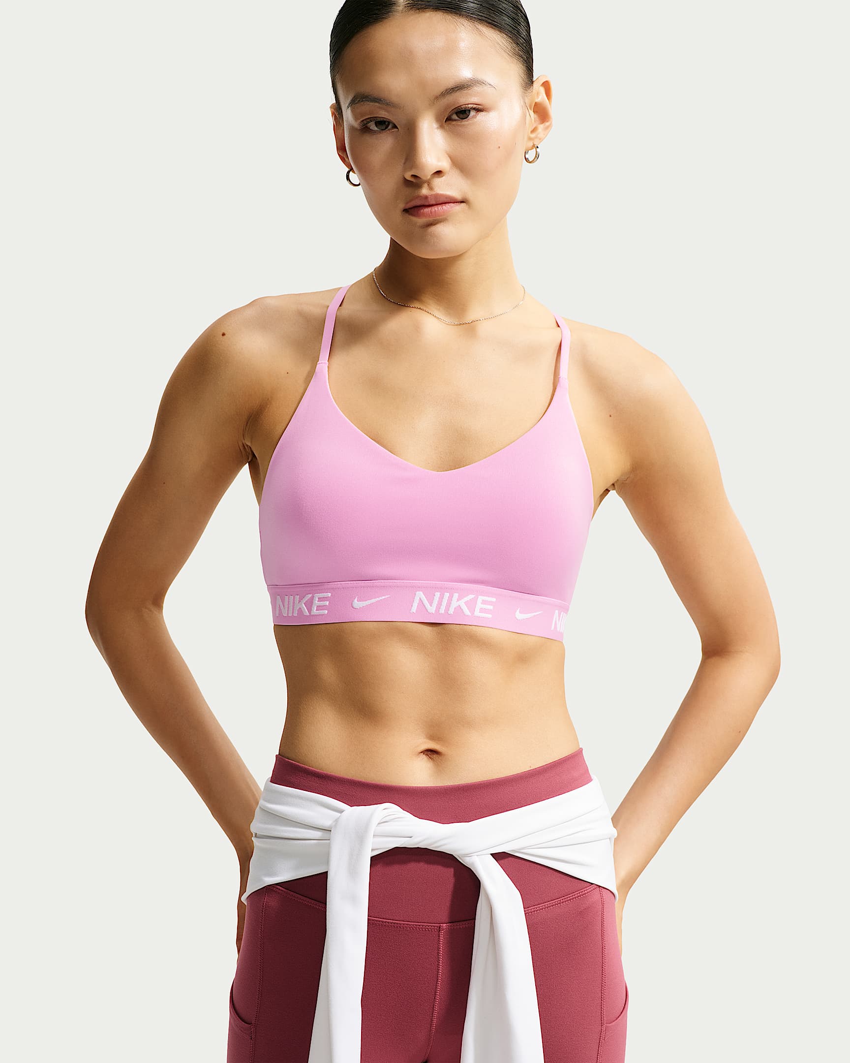 Nike Indy 女子可调节低强度支撑速干衬垫运动内衣 - 上升粉