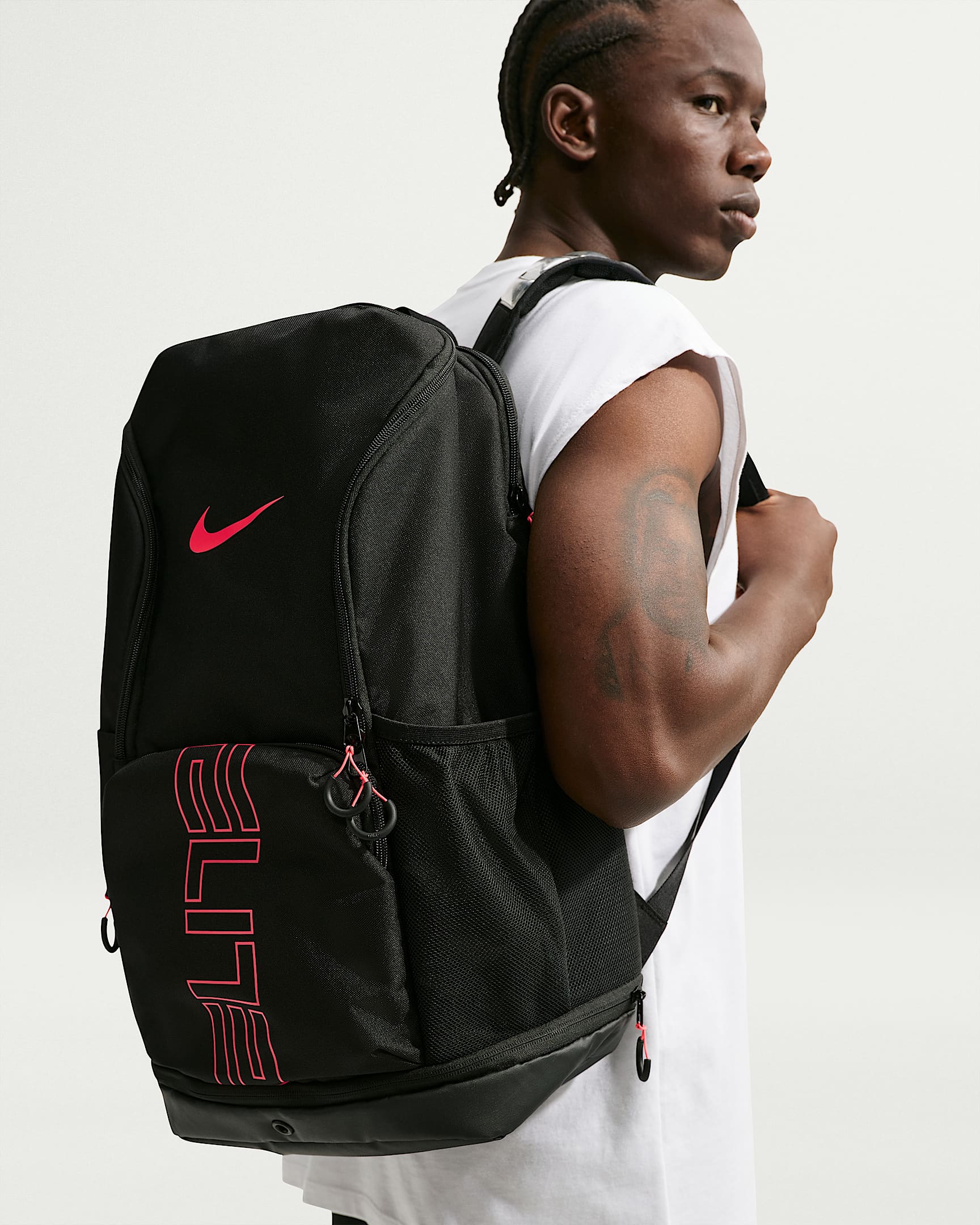 Nike Varsity Elite 双肩包 - 黑/黑/激光红
