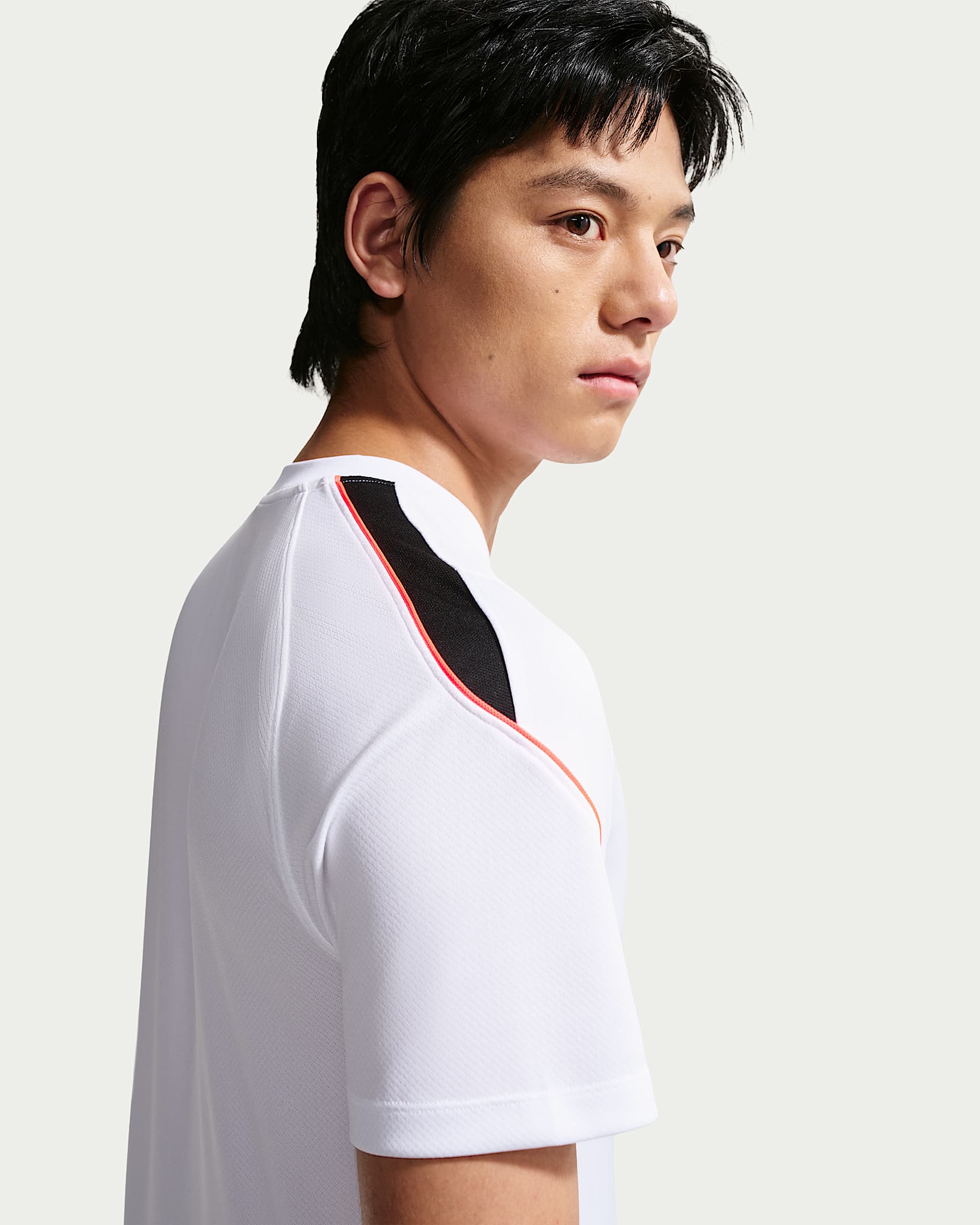 Nike Strike Dri-FIT 男子速干短袖足球上衣 - 白色/黑/潘趣红/潘趣红
