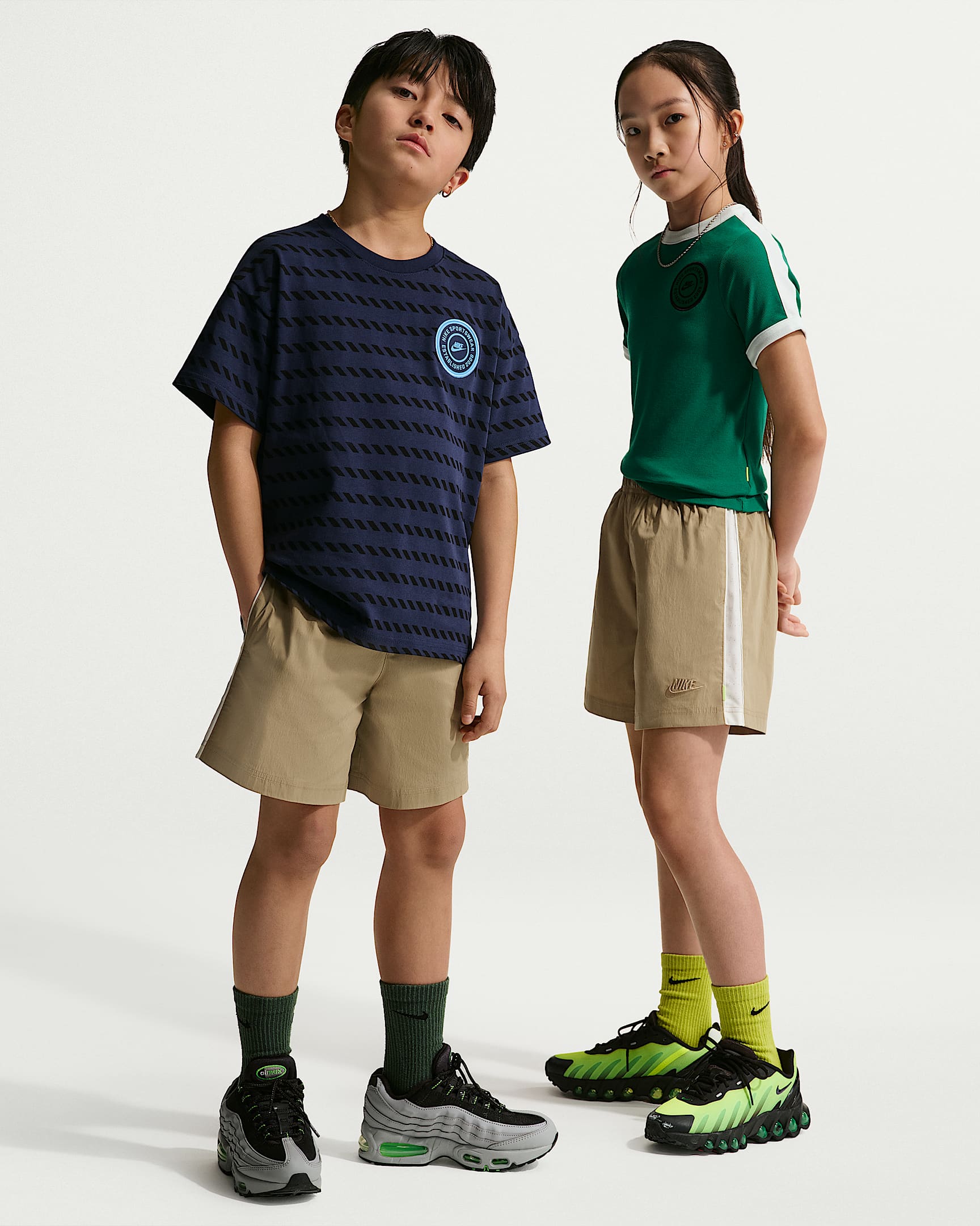 Nike Sportswear 大童梭织短裤 - 杏茶色/白色/珍珠灰/杏茶色