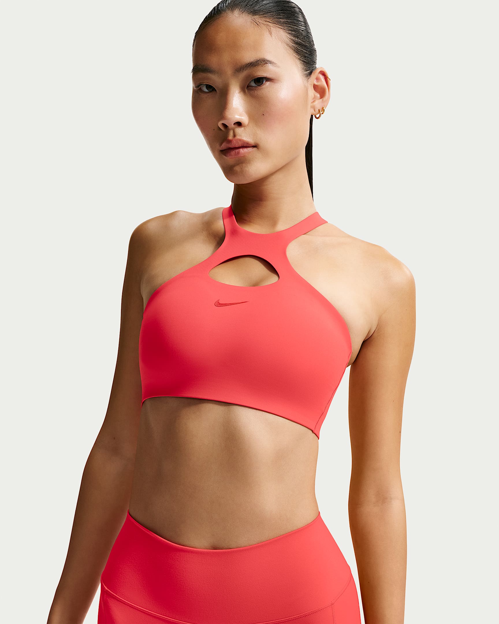 Nike Universa 女子速干中强度支撑衬垫运动内衣 - 浅深红/大学红/大学红