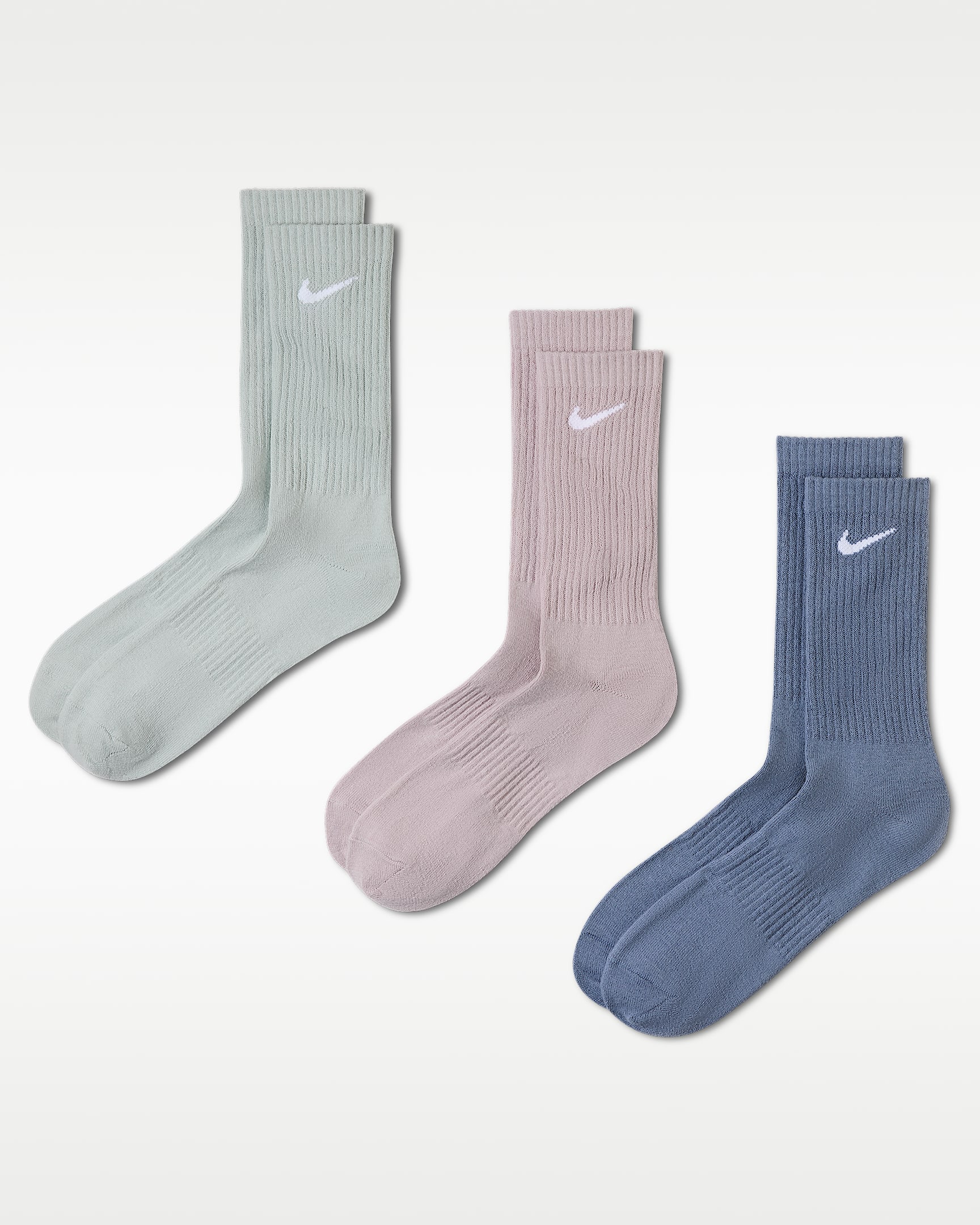 Nike Everyday Lightweight 情人节速干中筒训练袜（3 双） - 多色