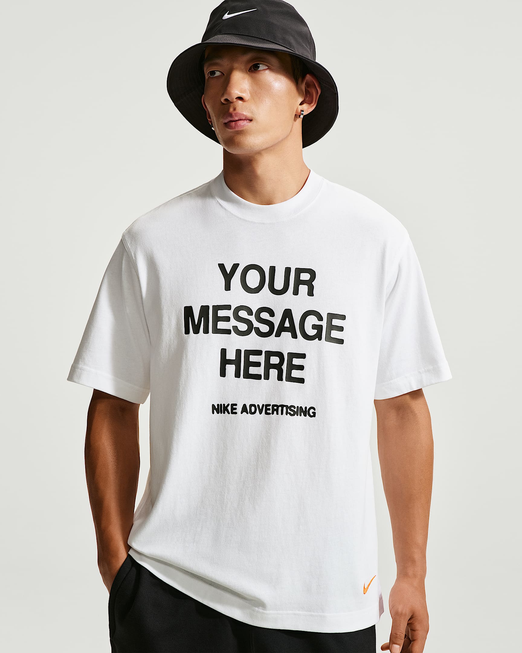 Nike "Your Message Here" 男子短袖T恤 - 白色